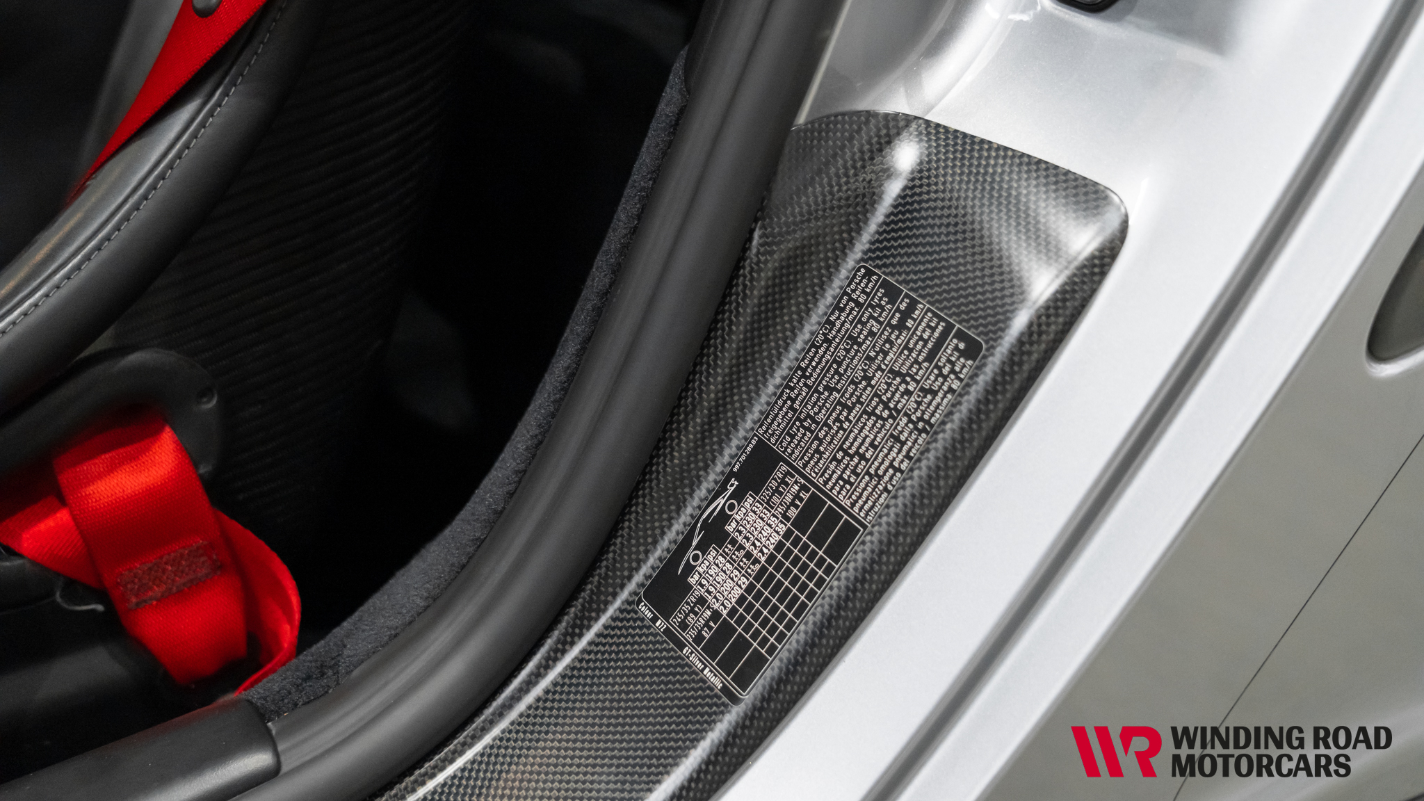 2011 Porsche 911 GT2 RS Clubsport 28