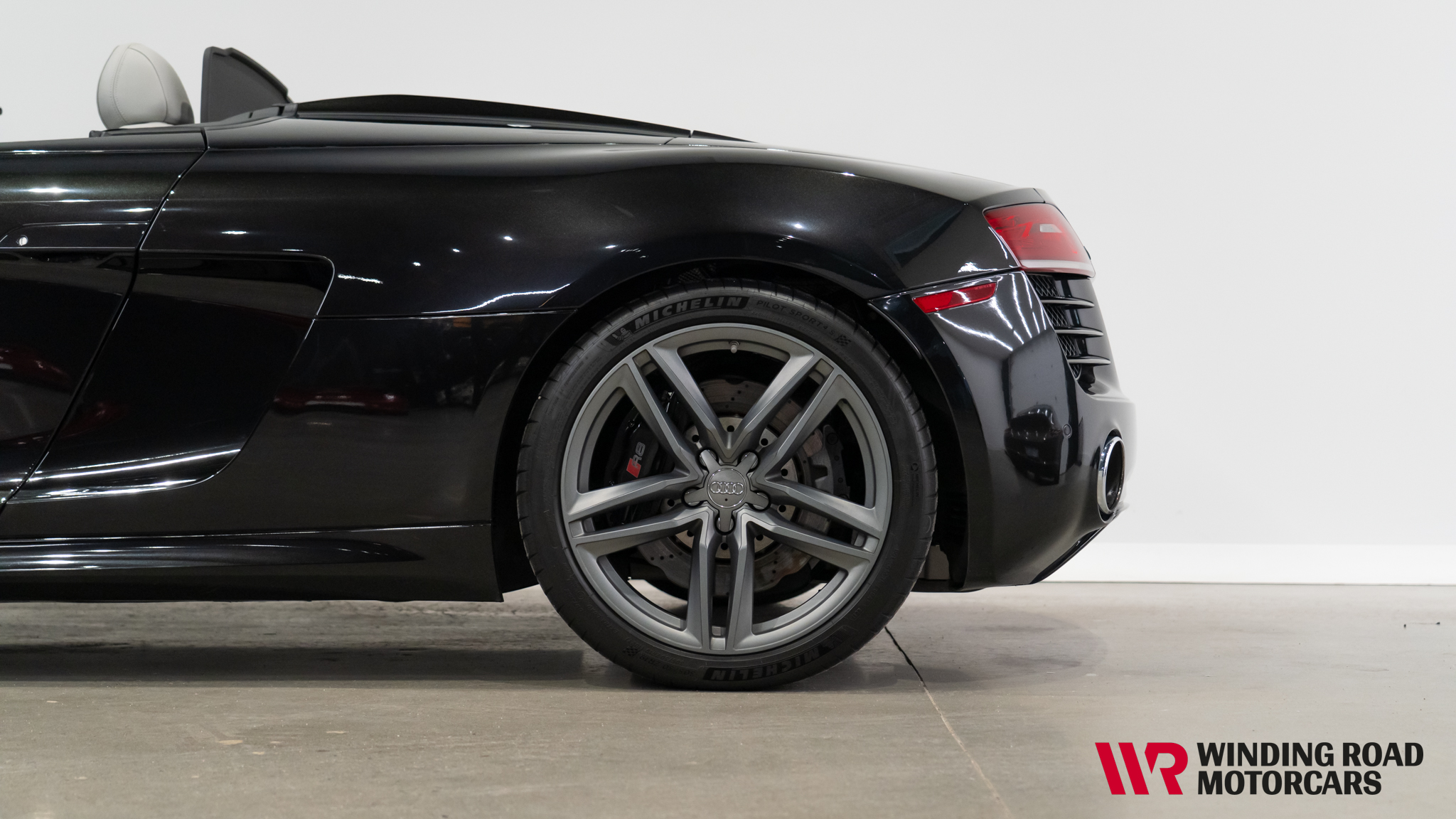 2014 Audi R8 V10 Spider 2