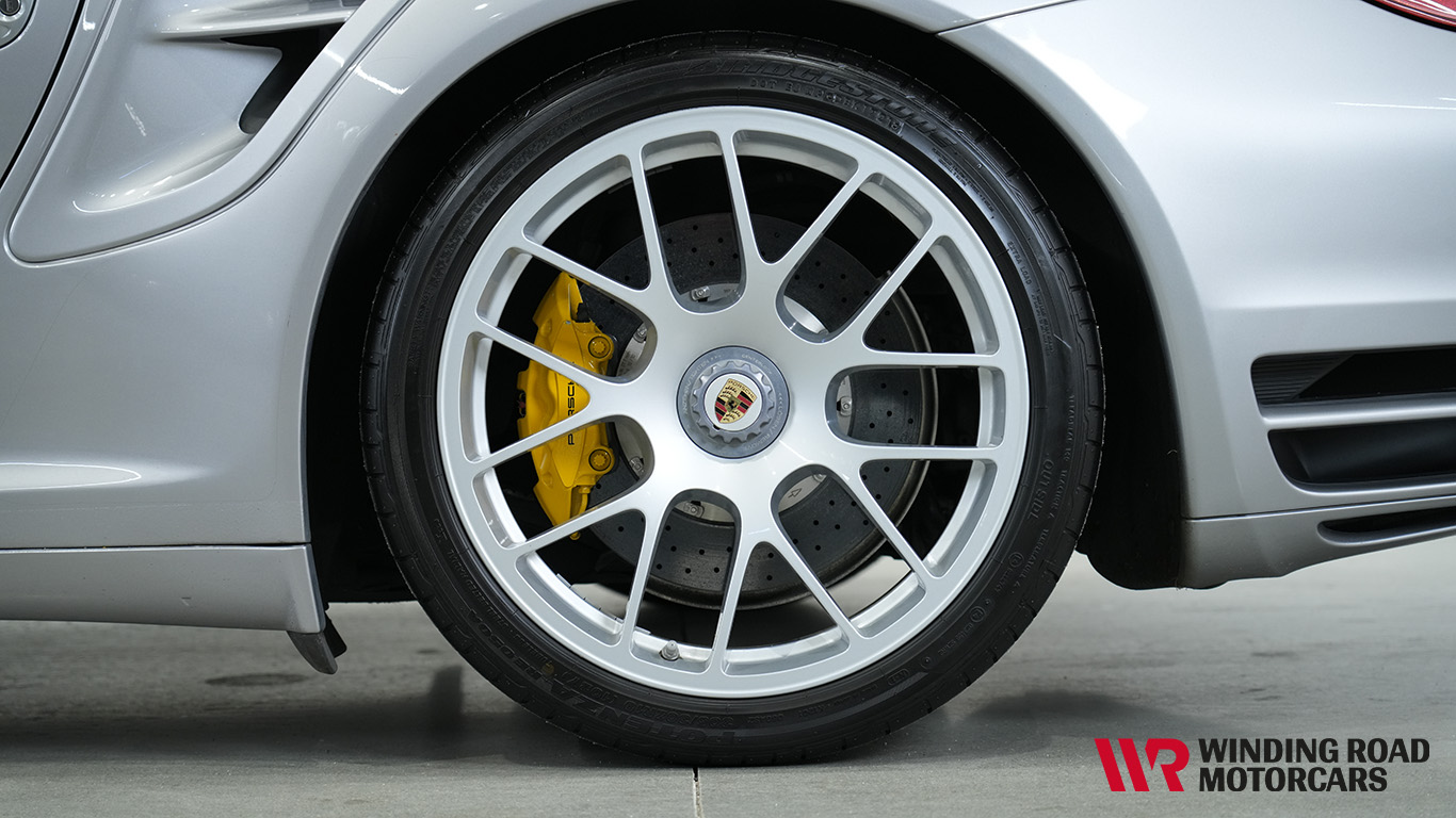 2011 Porsche 911 Turbo S 9