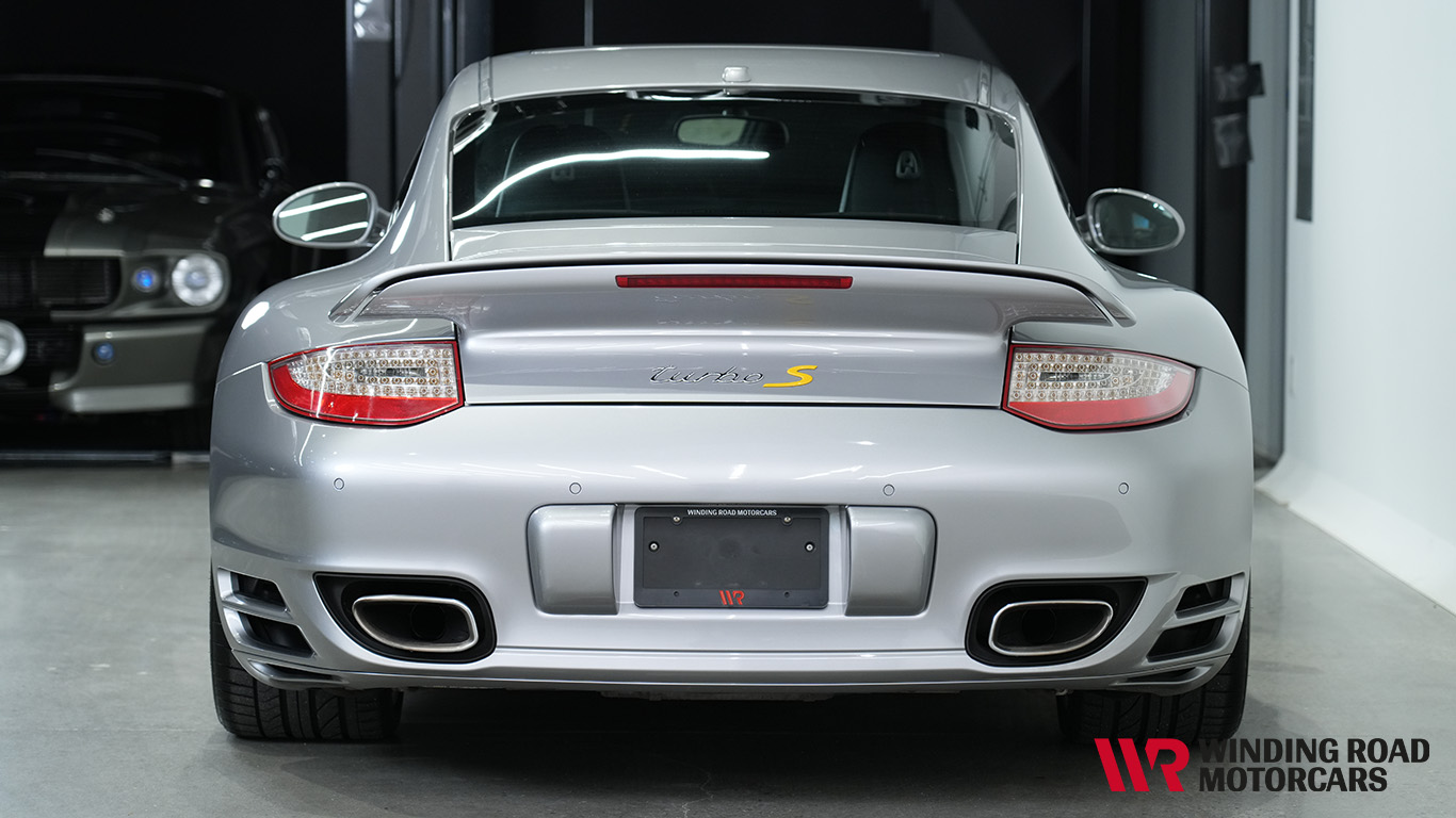 2011 Porsche 911 Turbo S 11