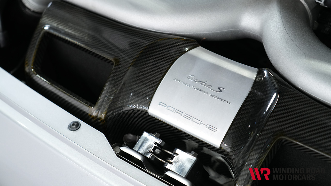 2011 Porsche 911 Turbo S 42