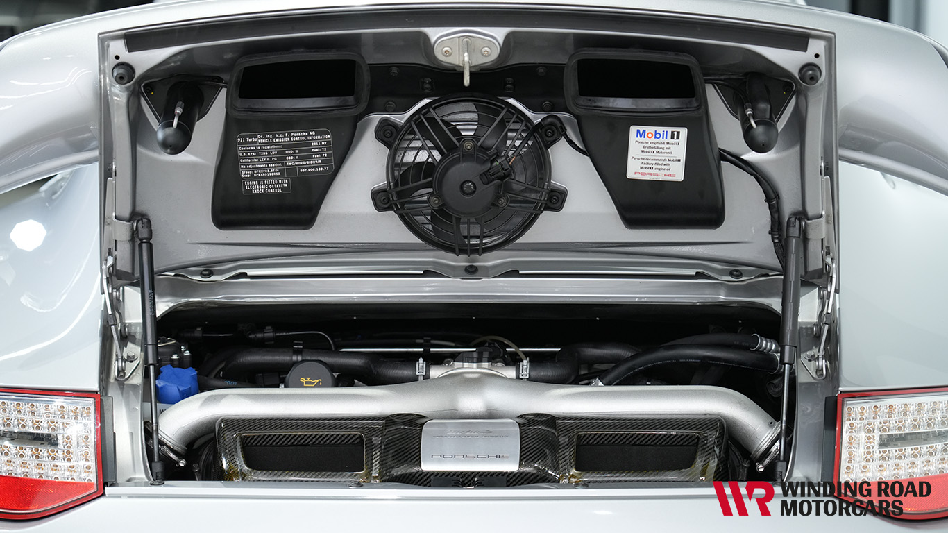 2011 Porsche 911 Turbo S 44
