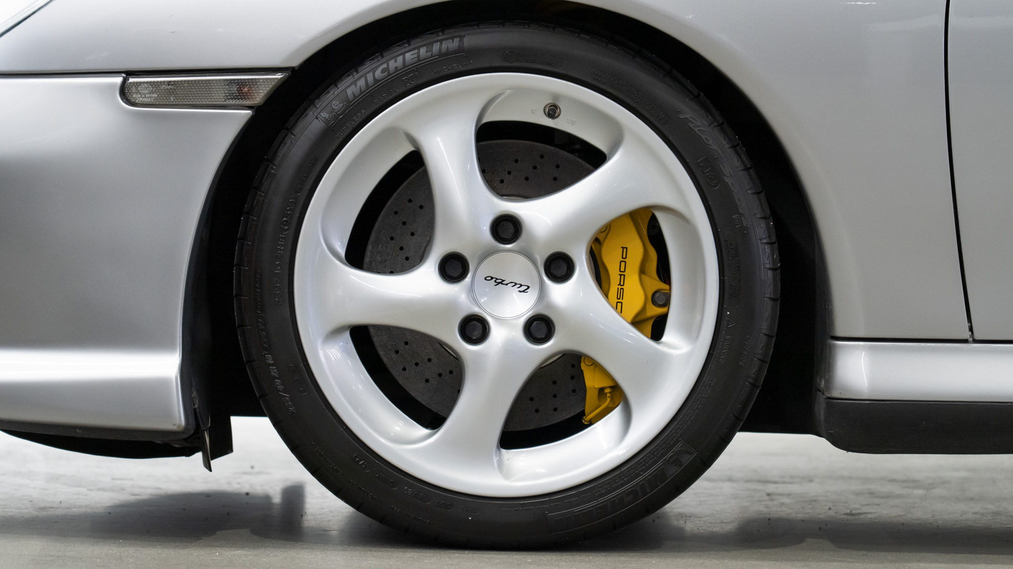 2005 Porsche 911 Turbo S 3