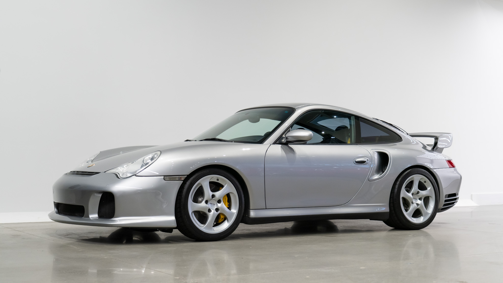 2005 Porsche 911 Turbo S 6
