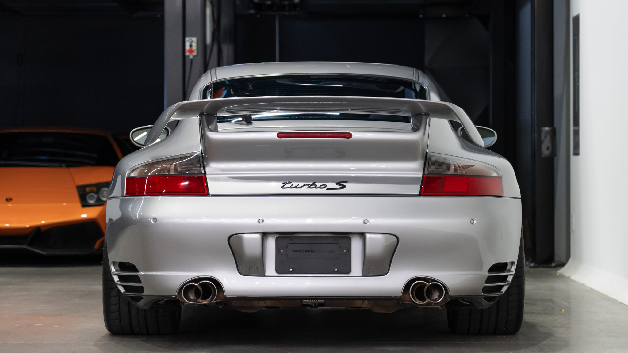 2005 Porsche 911 Turbo S 21