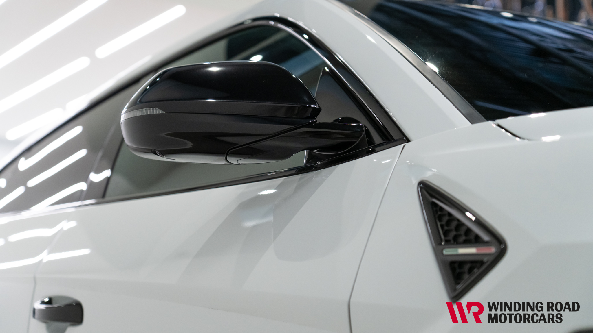 2019 Lamborghini Urus 12
