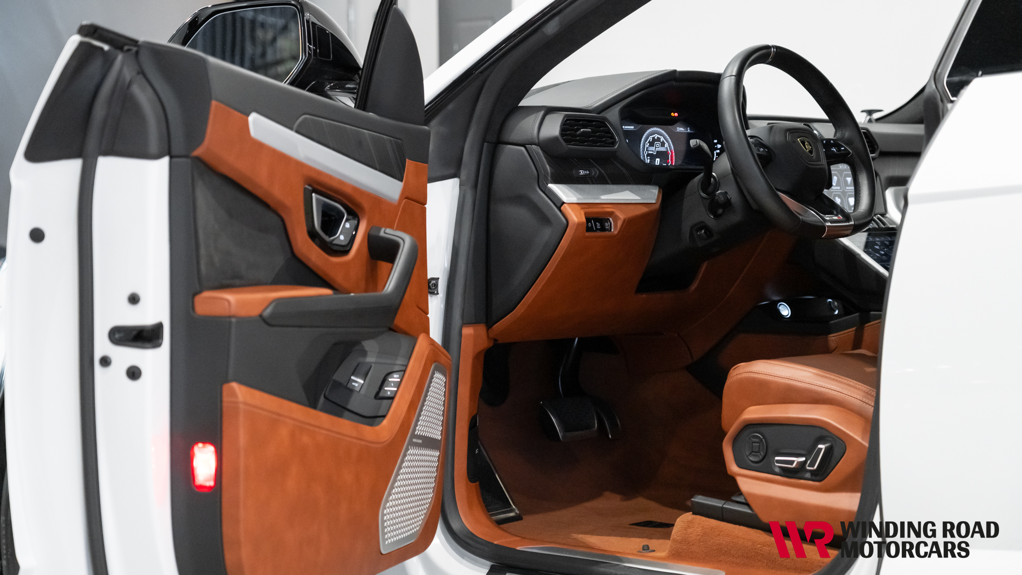 2019 Lamborghini Urus 26