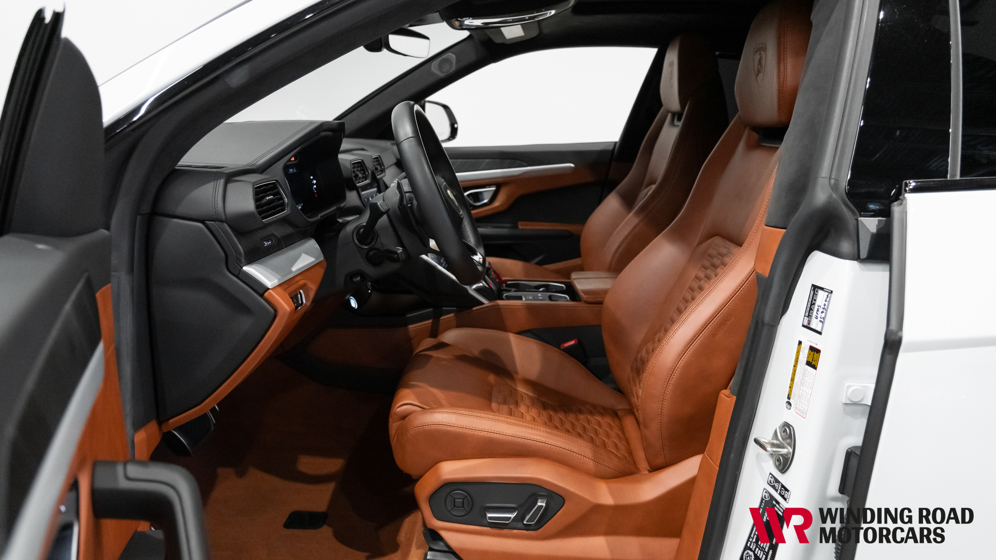 2019 Lamborghini Urus 30