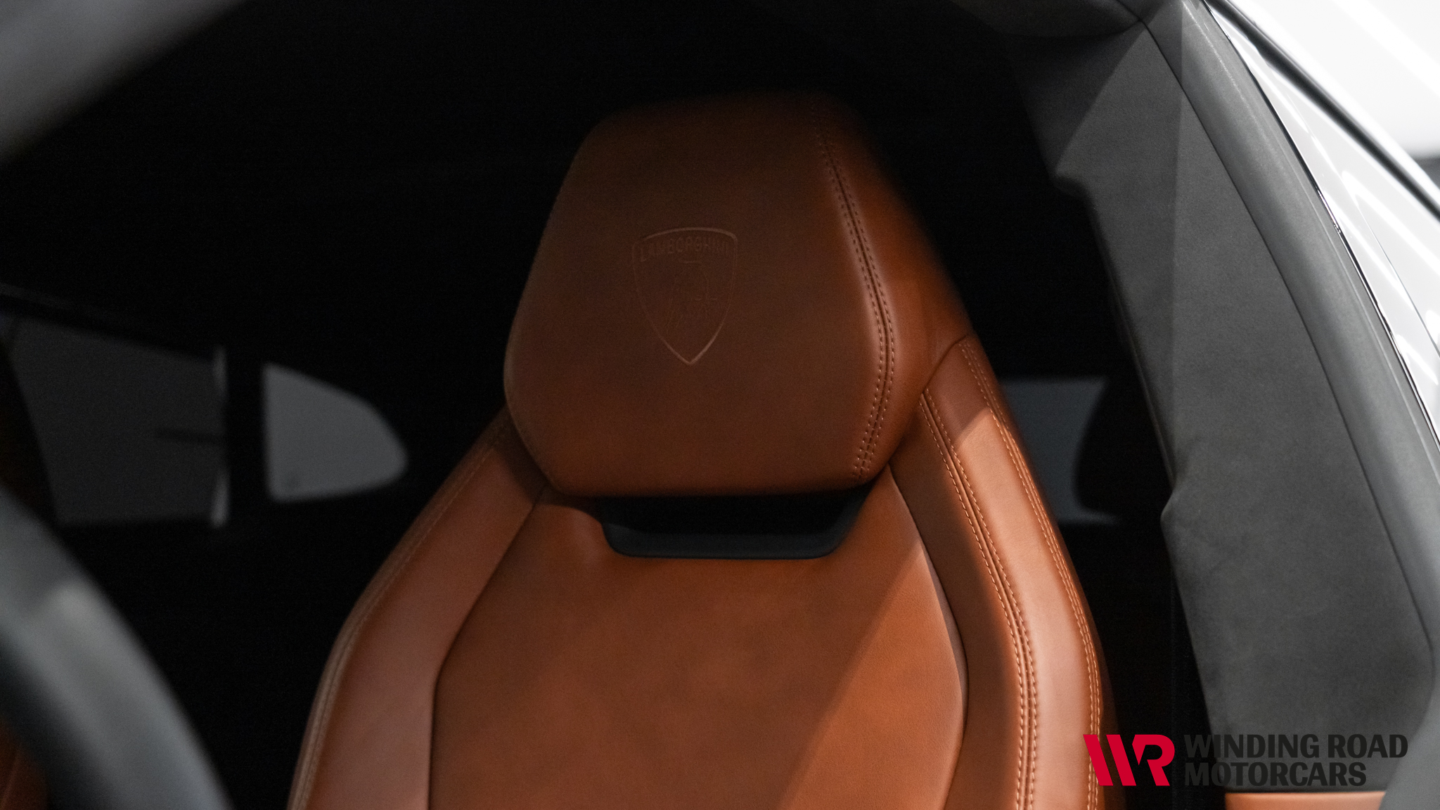 2019 Lamborghini Urus 32