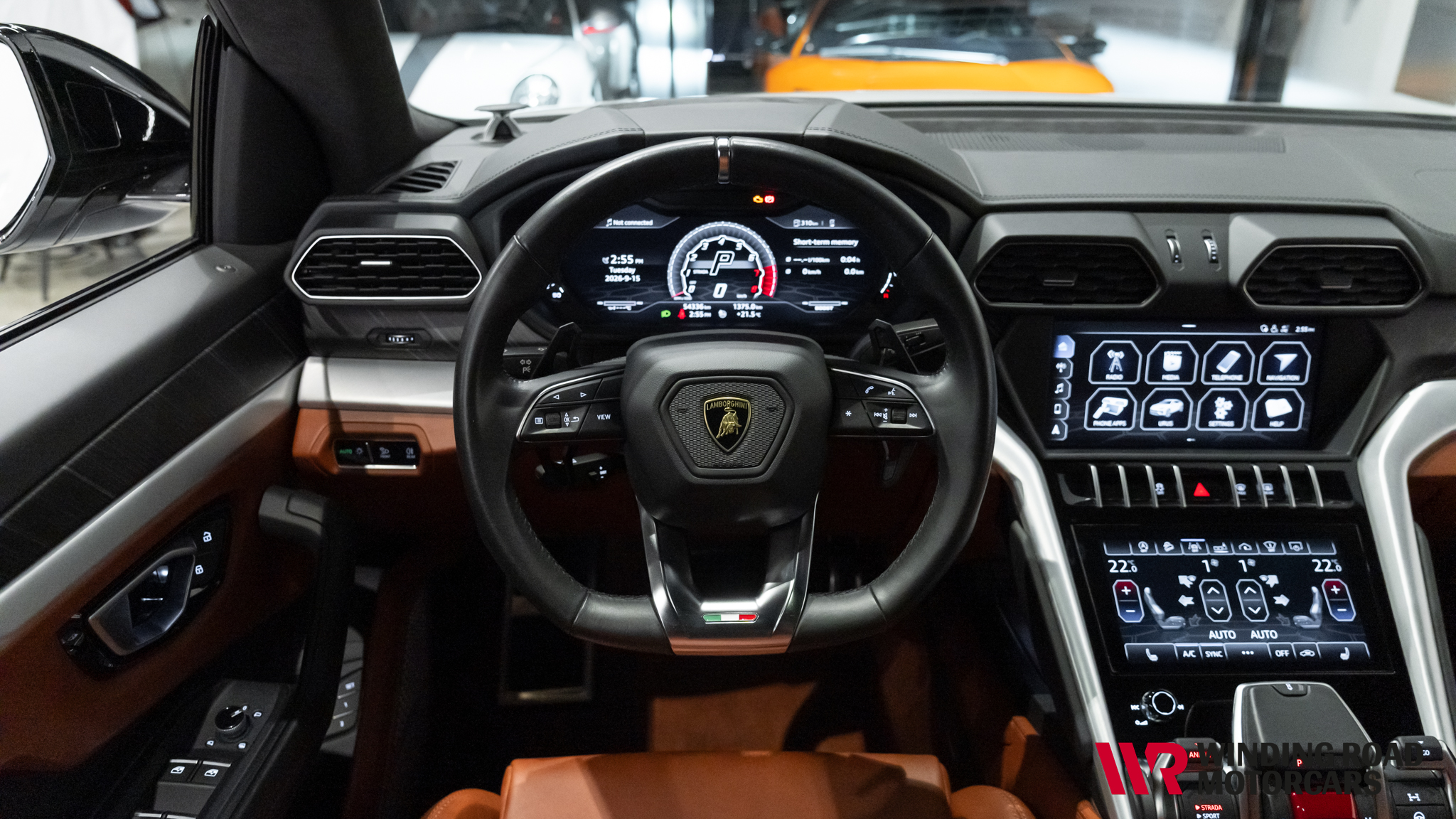 2019 Lamborghini Urus 35