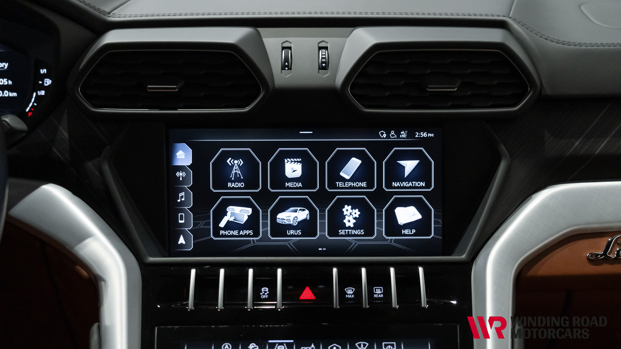 2019 Lamborghini Urus 44