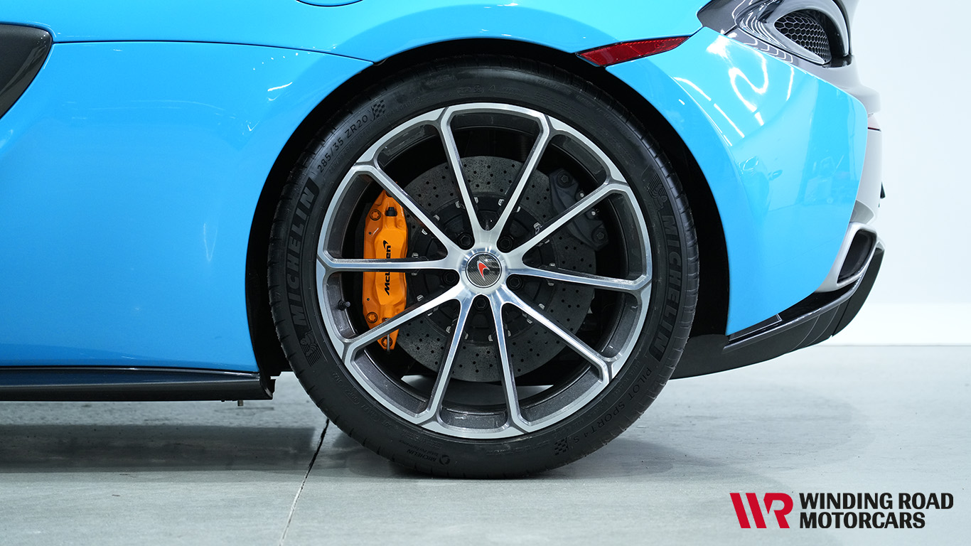 2018 McLaren 570S Spider 3