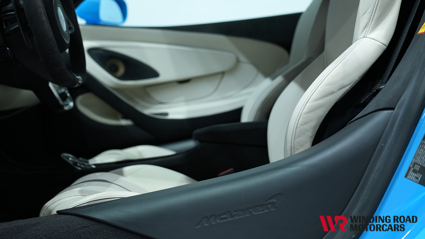 2018 McLaren 570S Spider 33