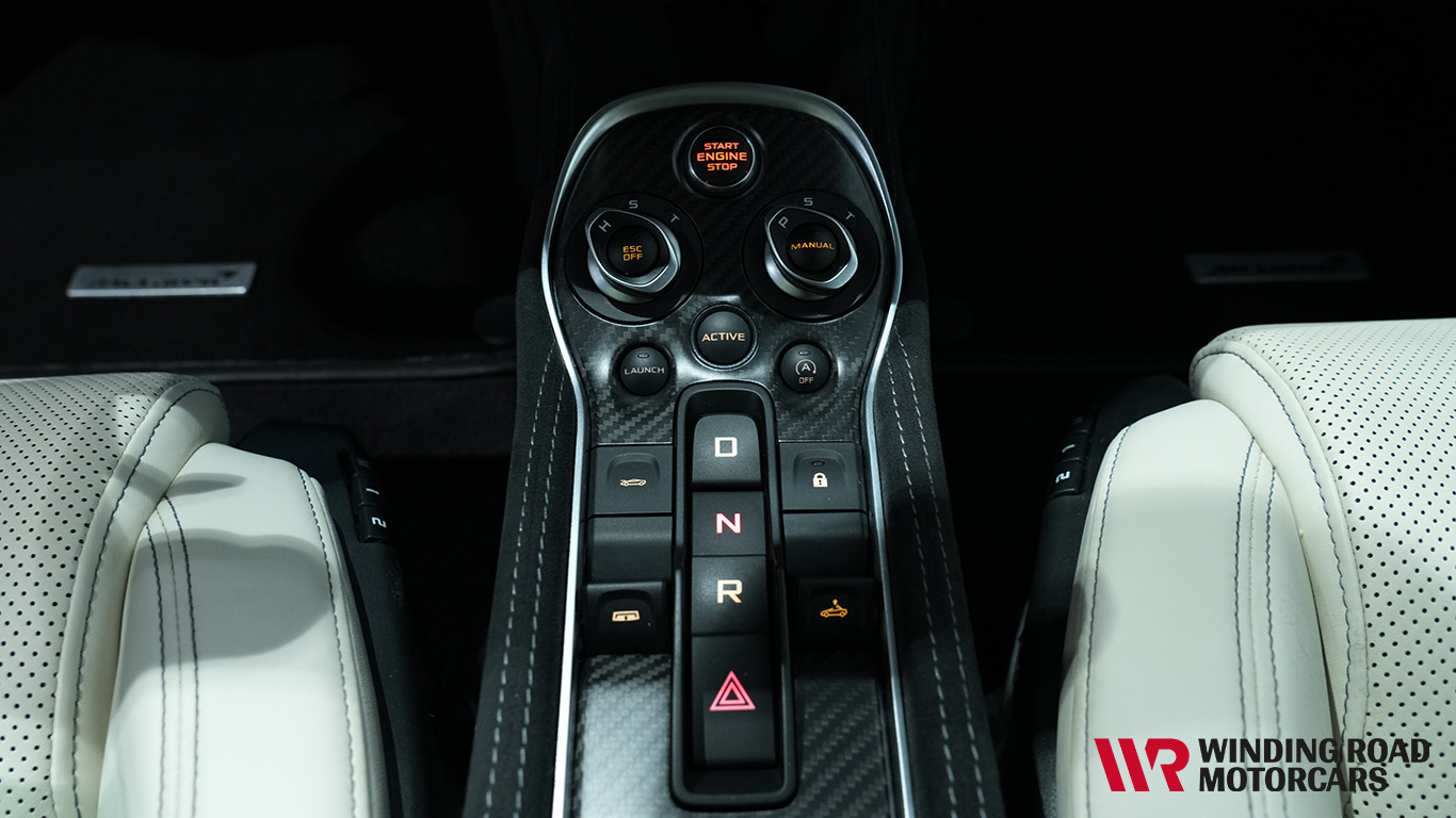 2018 McLaren 570S Spider 40