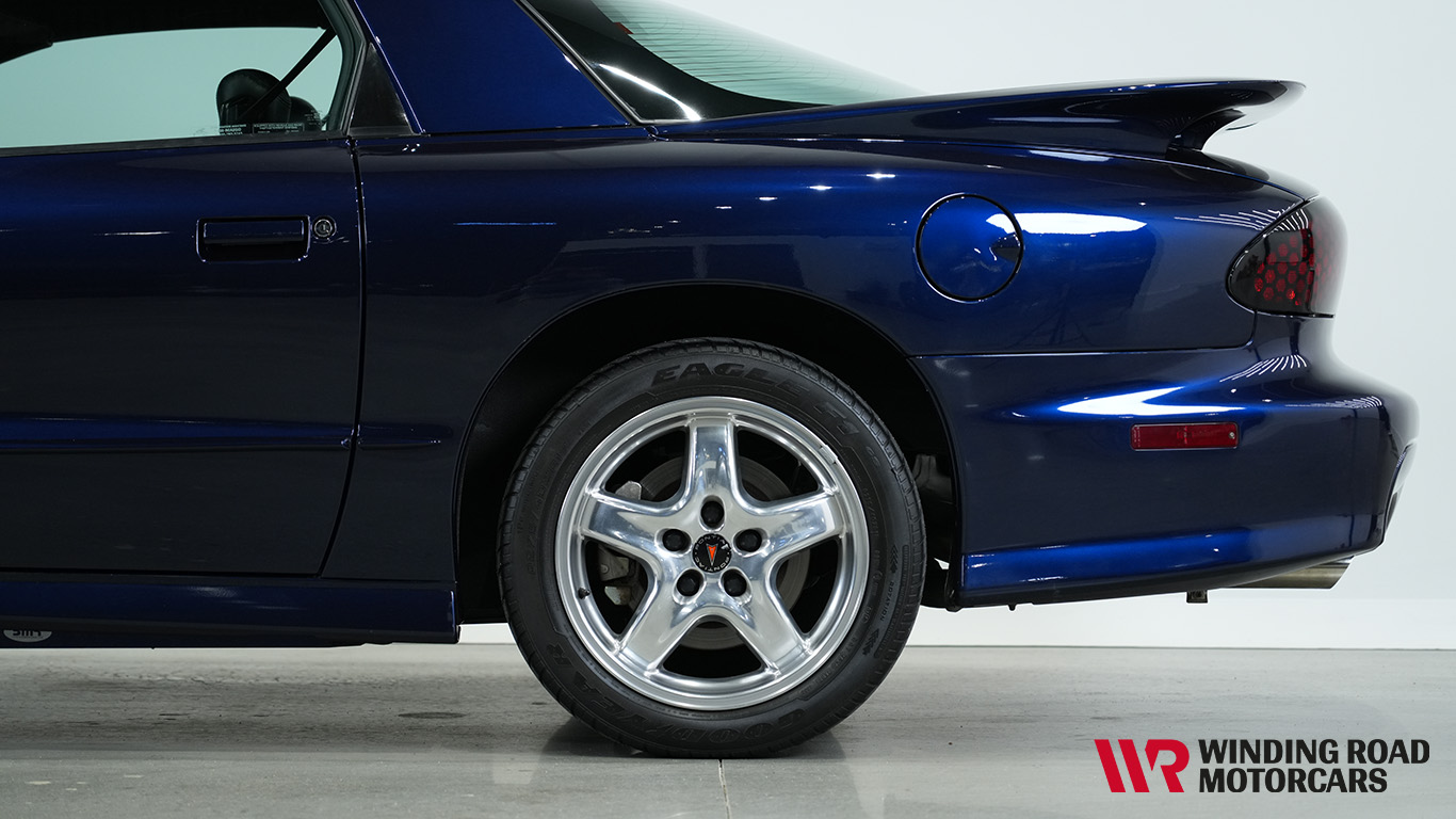 2001 Pontiac Firebird 3