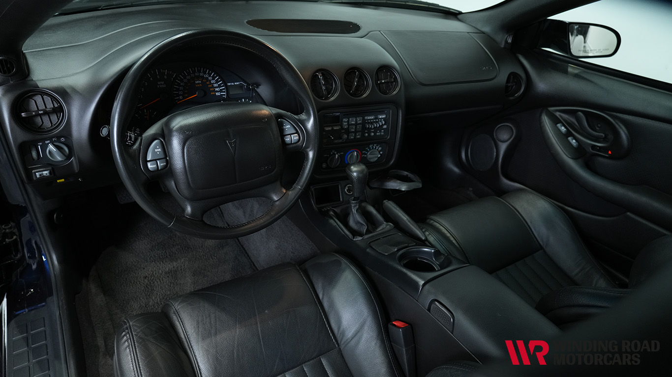 2001 Pontiac Firebird 21