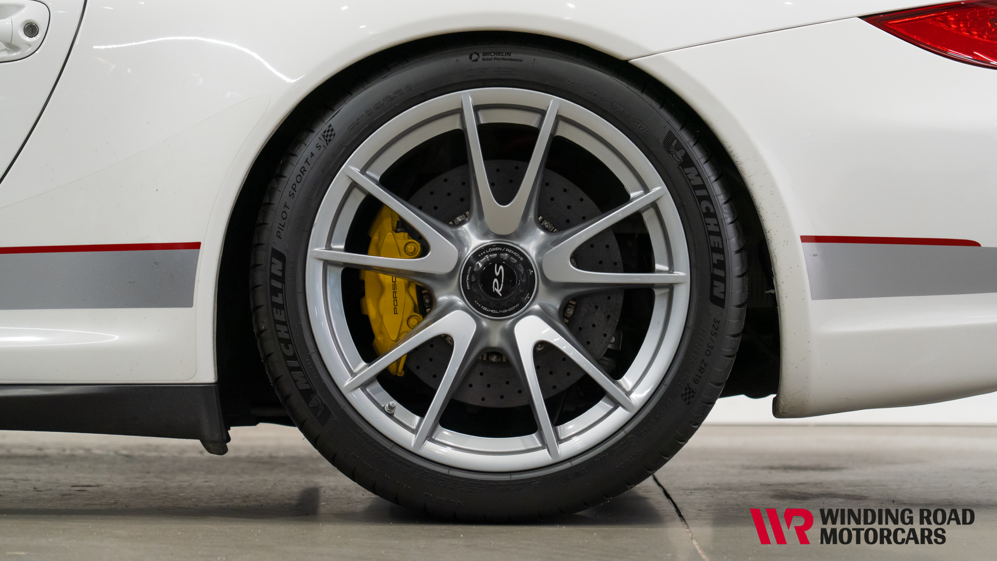 2011 Porsche 911 GT3 RS 4.0 5