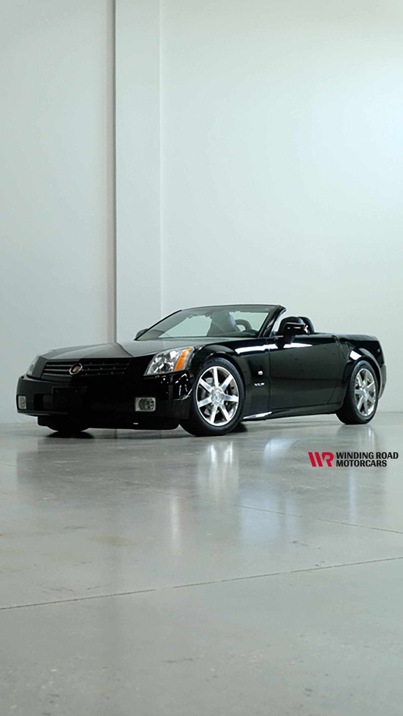 2004 Cadillac XLR 9