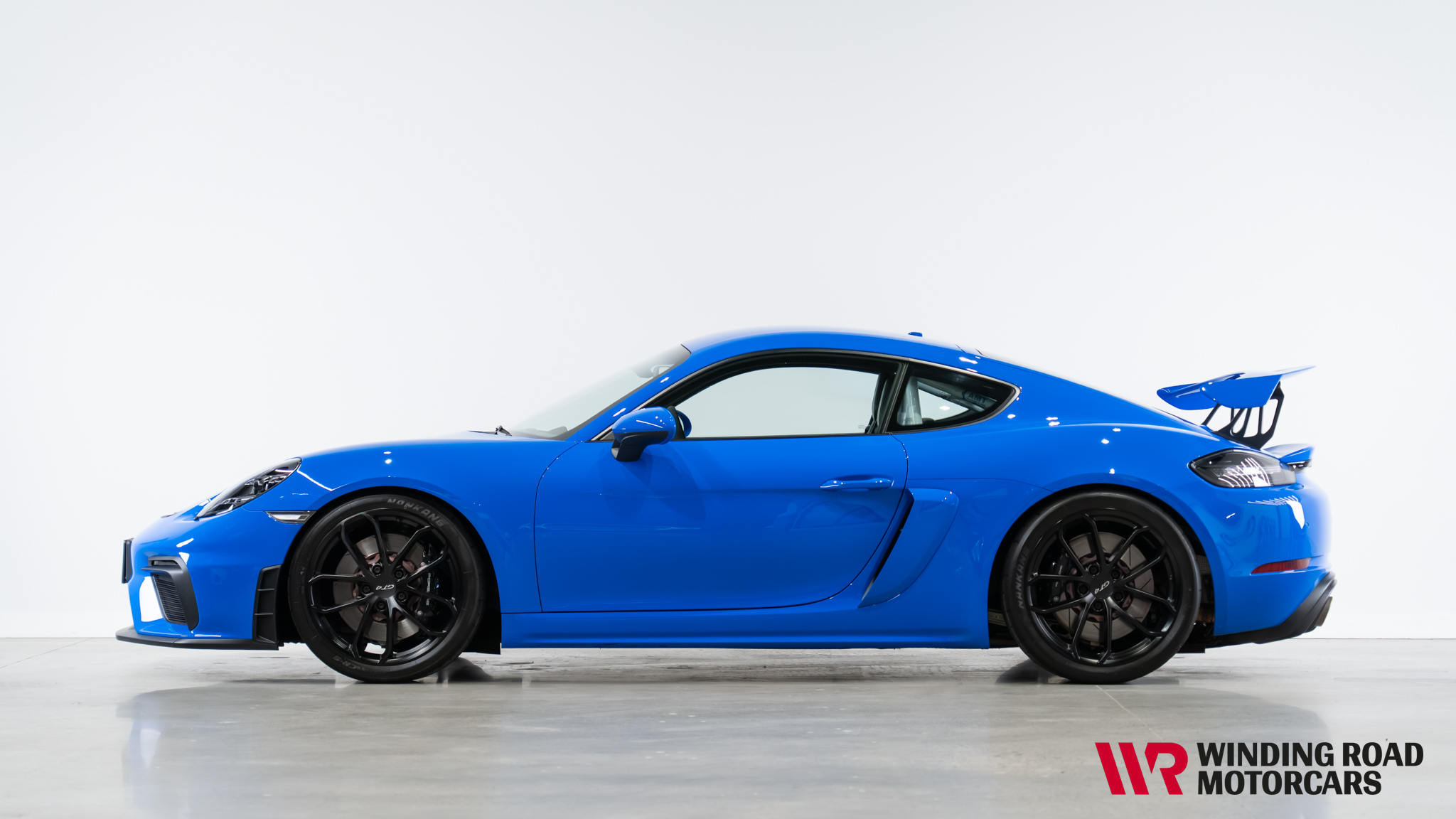 2022 Porsche Cayman GT4