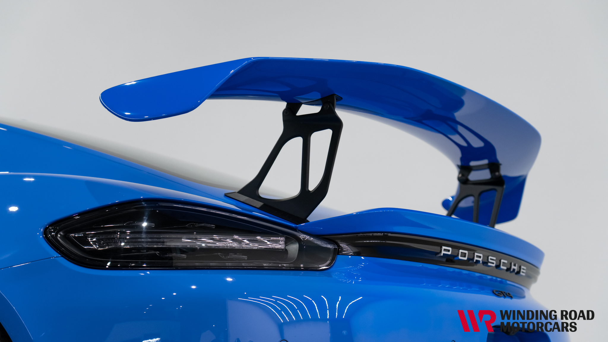 2022 Porsche Cayman GT4 18