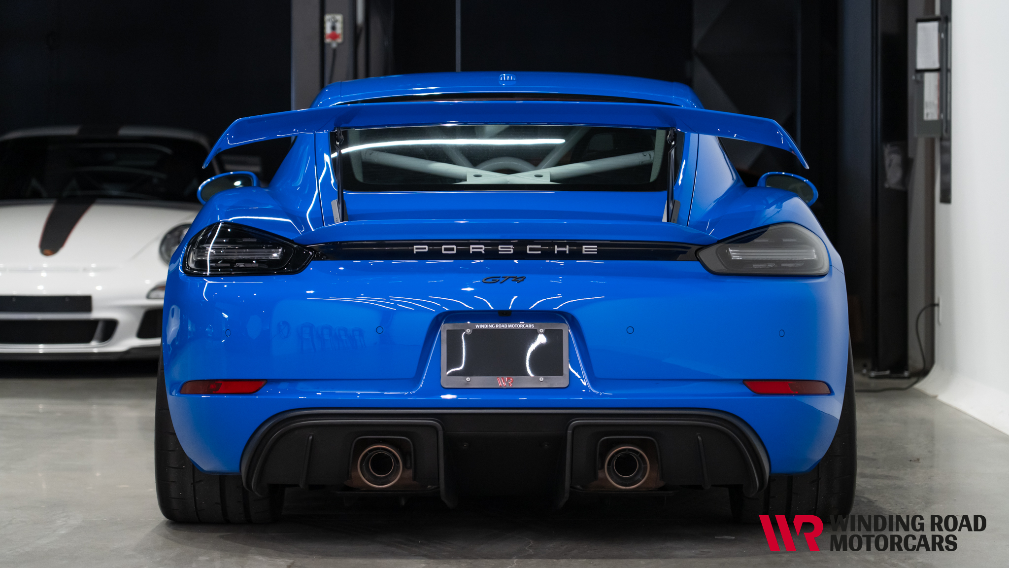 2022 Porsche Cayman GT4 23