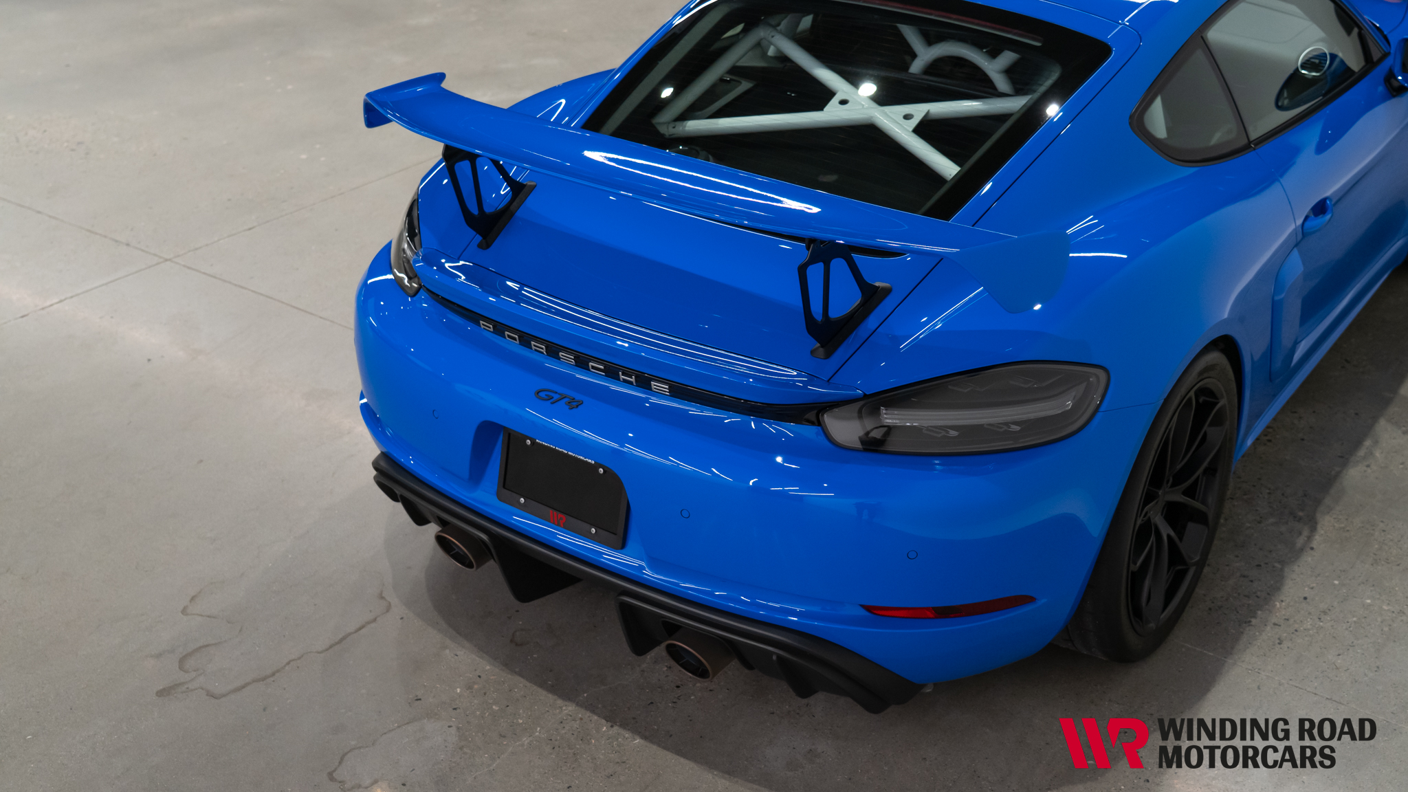 2022 Porsche Cayman GT4 33