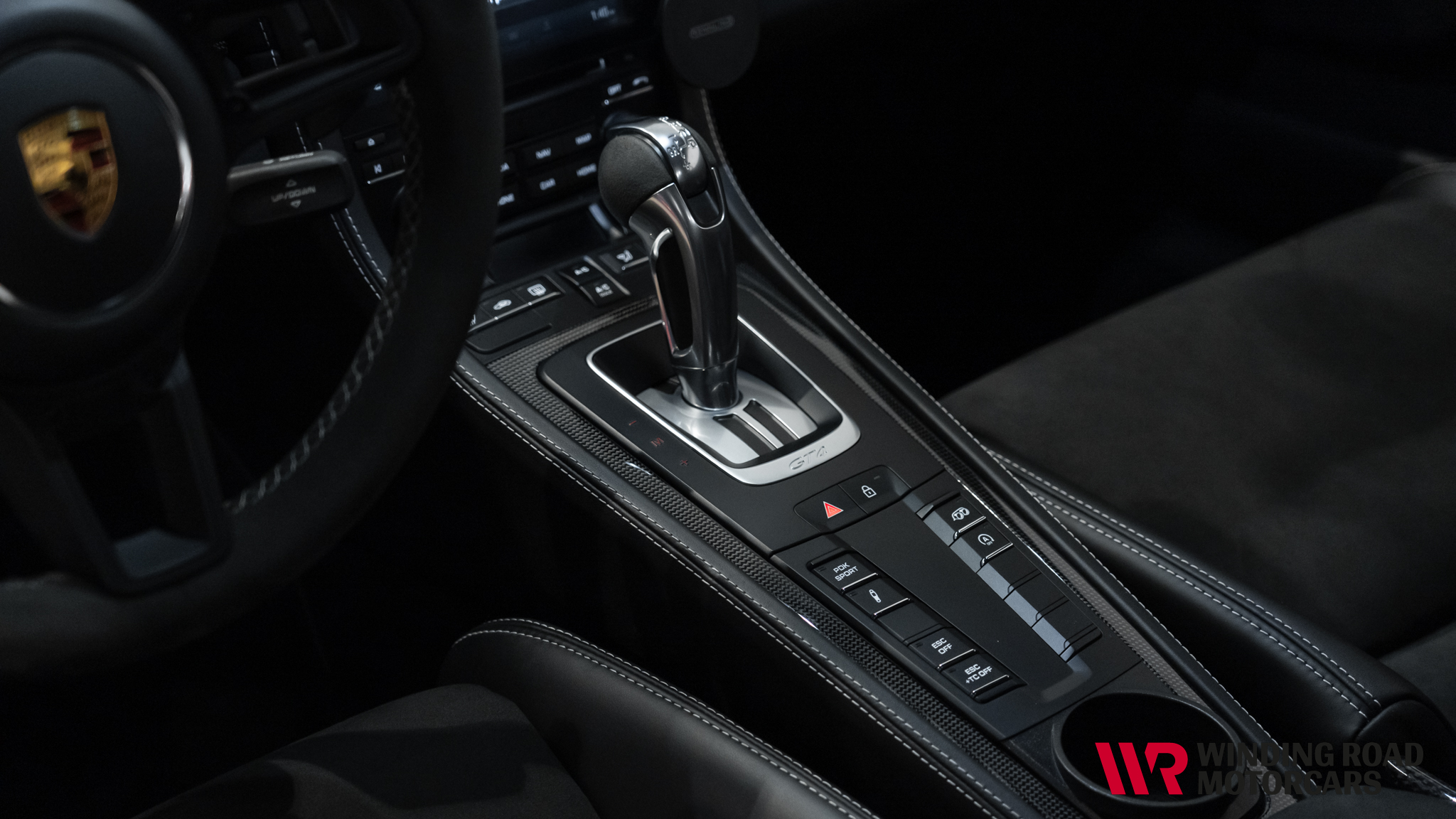 2022 Porsche Cayman GT4 28