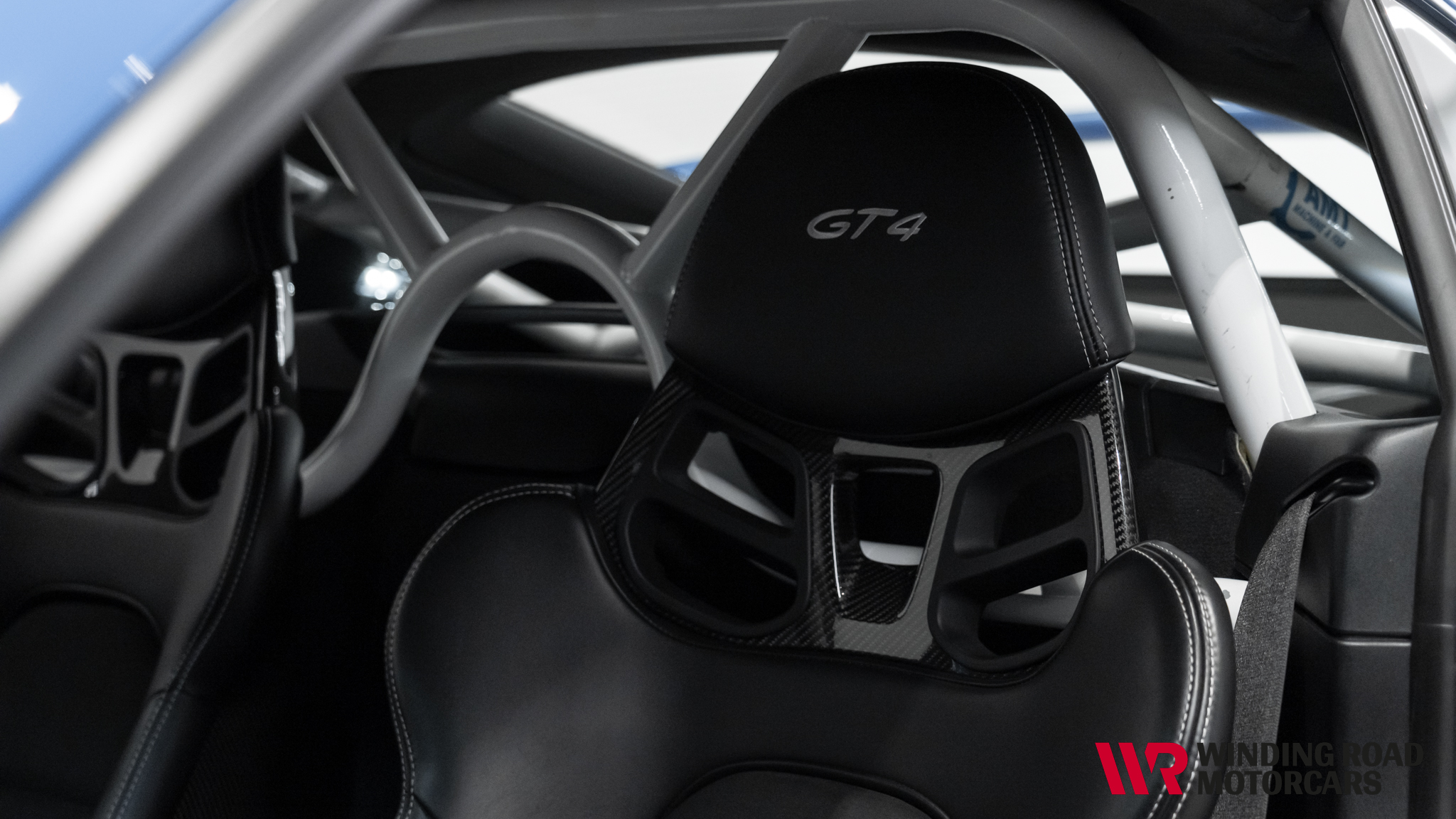 2022 Porsche Cayman GT4 31