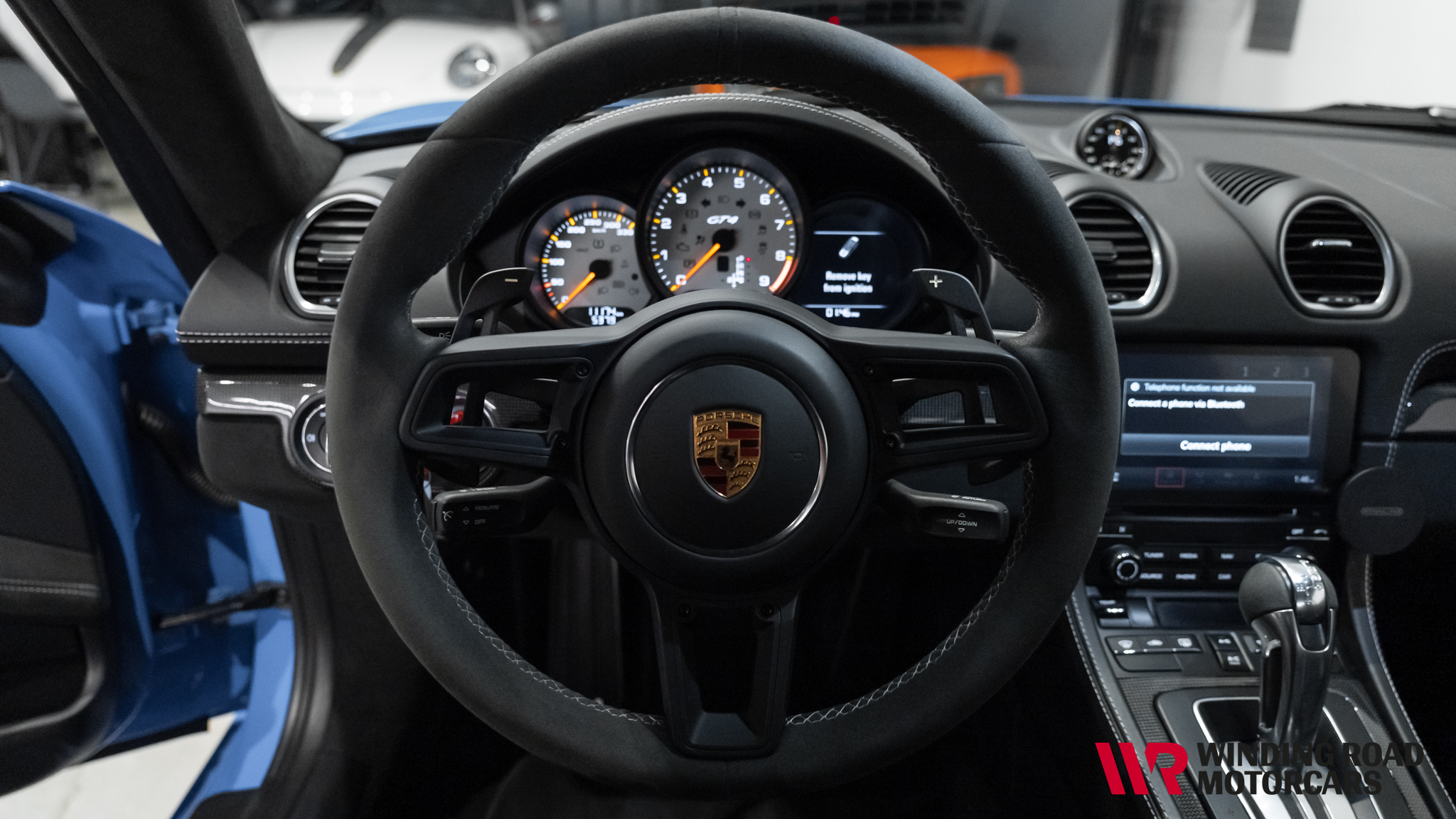 2022 Porsche Cayman GT4 32