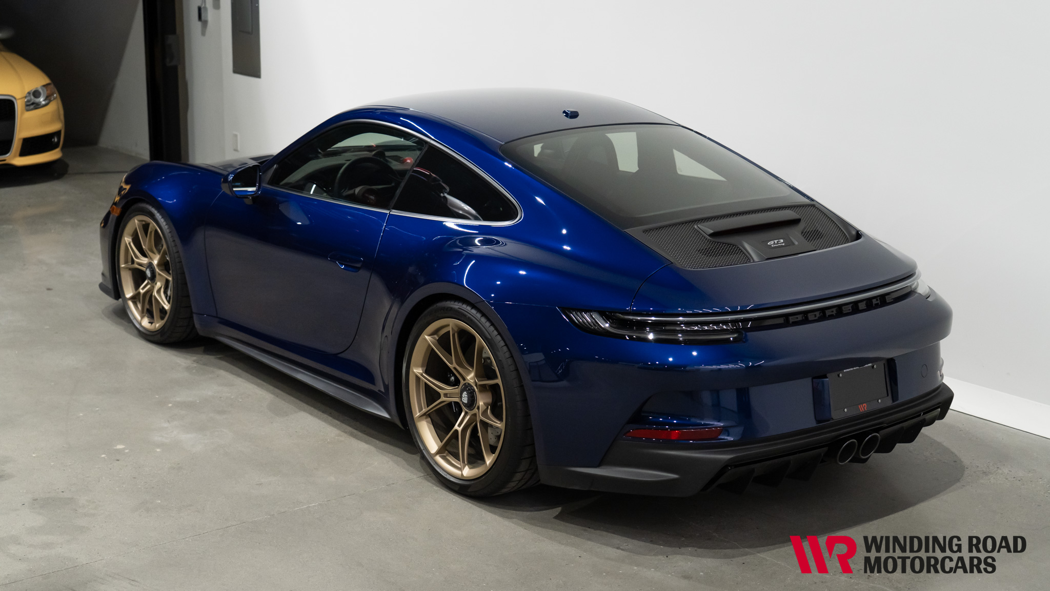 2024 Porsche 911 GT3 Touring Manual 17