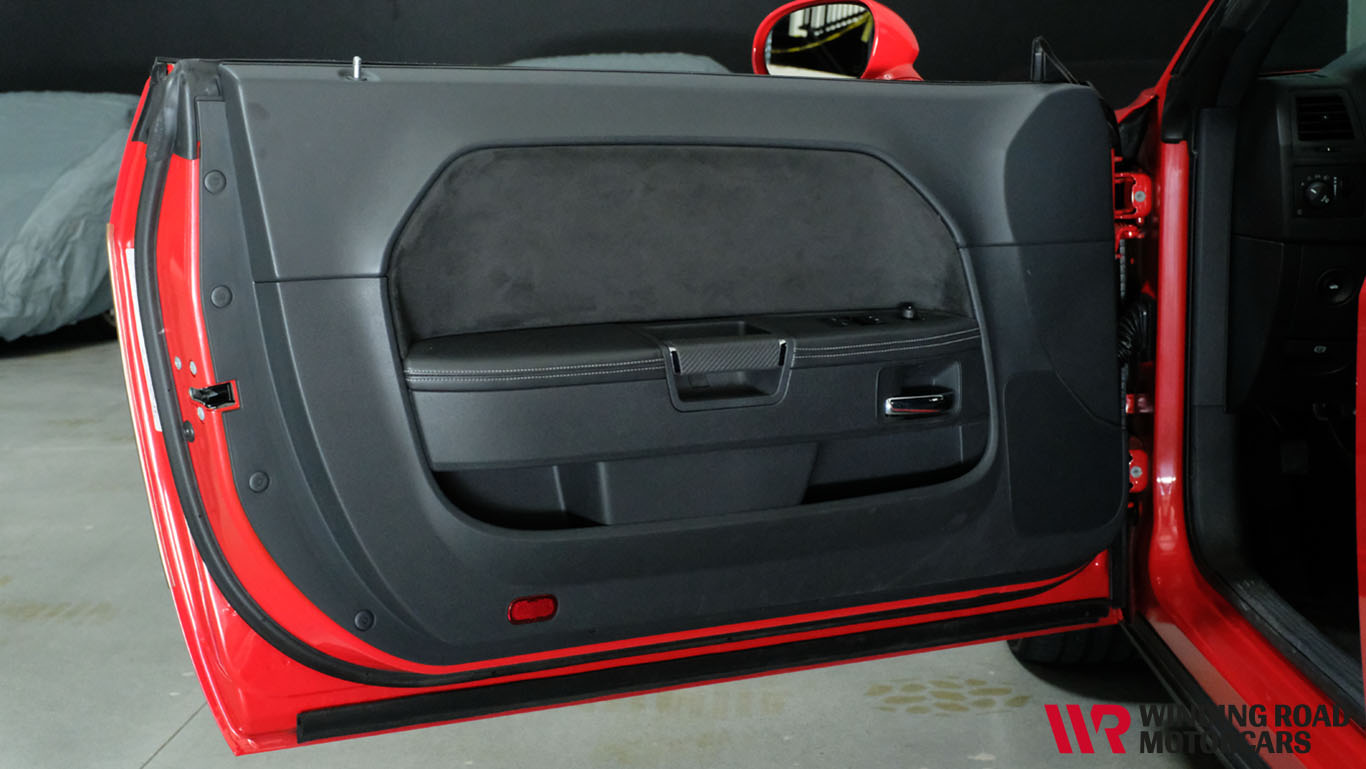 2010 Dodge Challenger SRT8 23