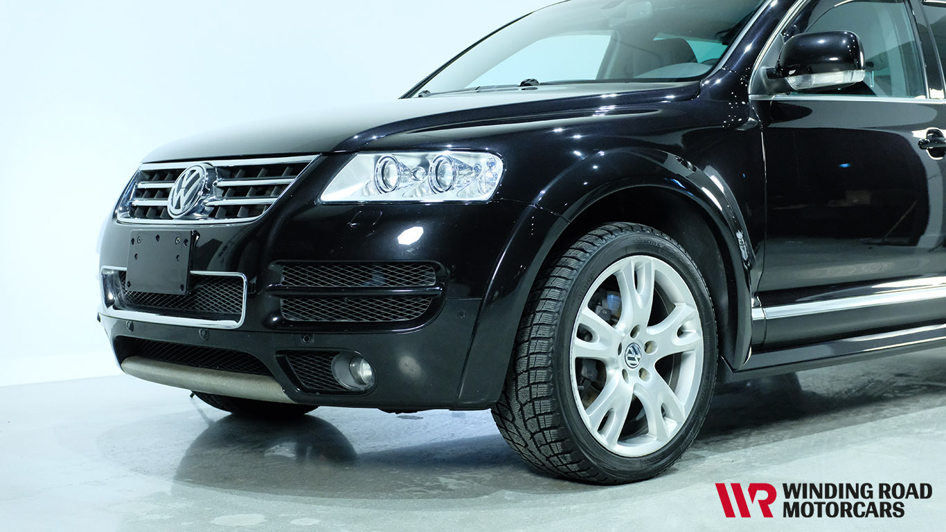 2005 Volkswagen Touareg W12 Sport 2