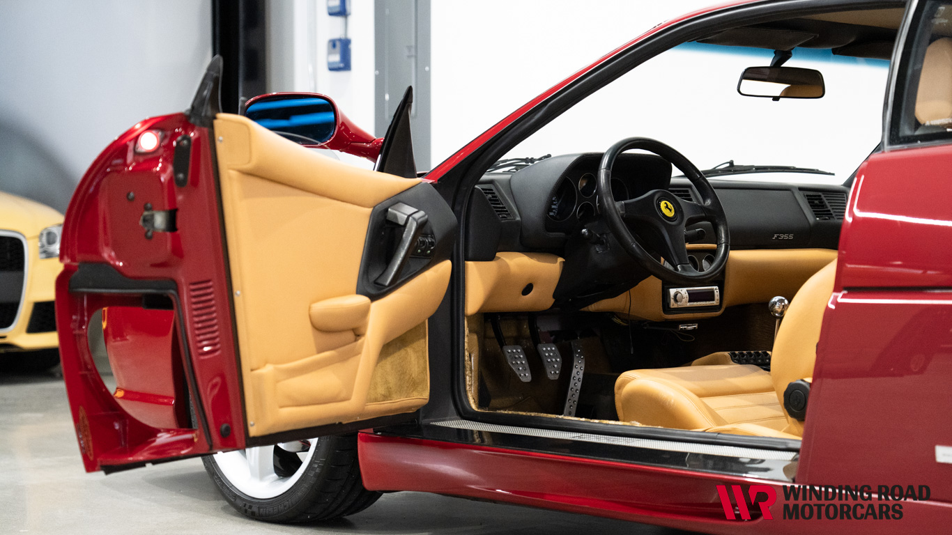 1994 Ferrari F355 GTB 6-speed manual 37