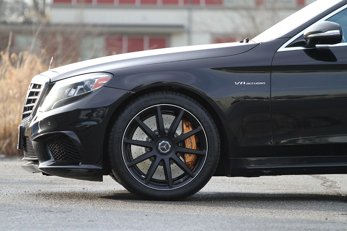 2015 Mercedes-Benz S63 AMG Sedan 12