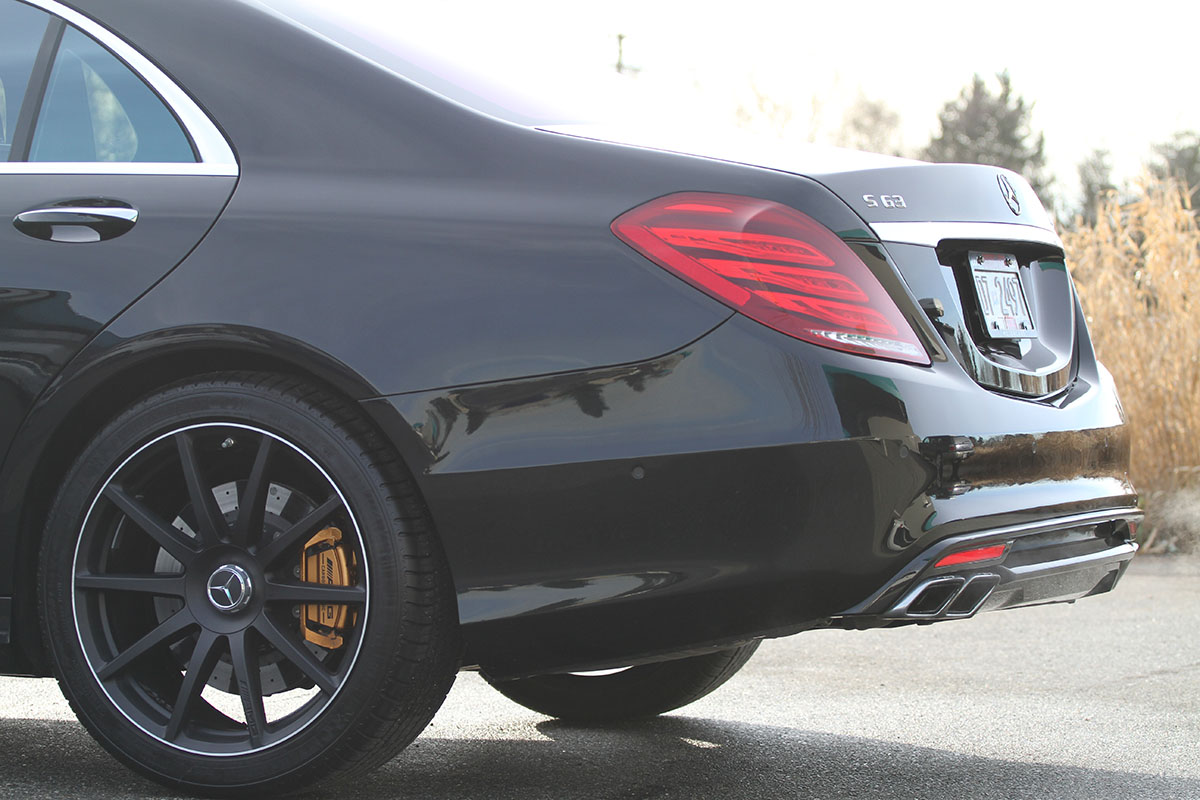 2015 Mercedes-Benz S63 AMG Sedan 13