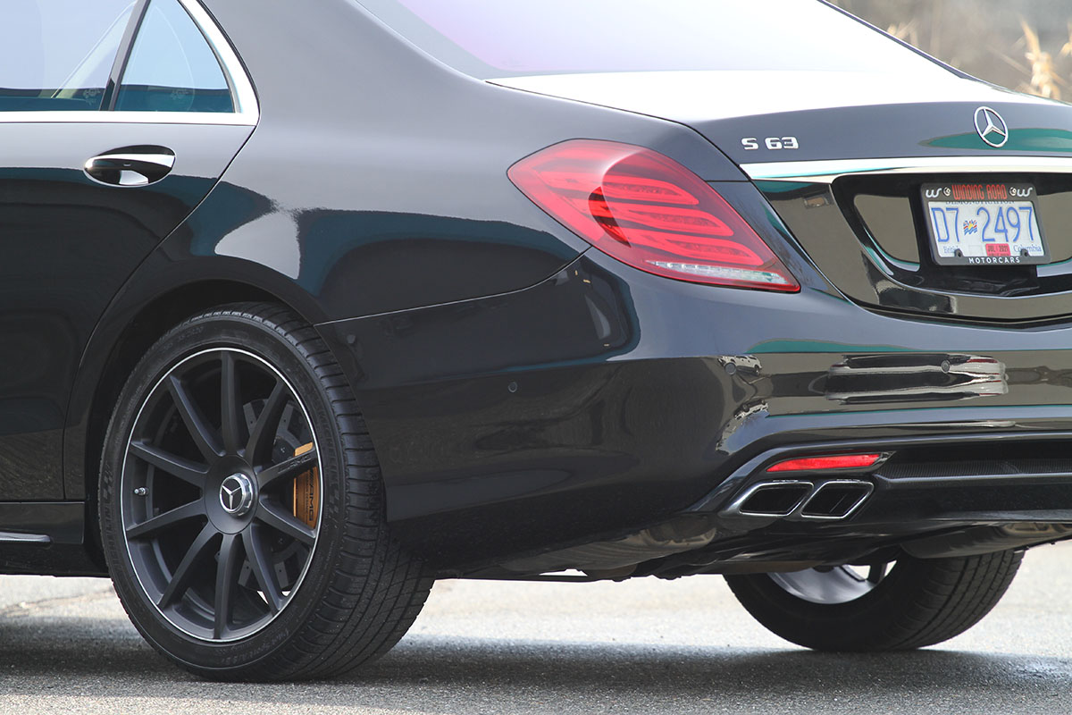 2015 Mercedes-Benz S63 AMG Sedan 15