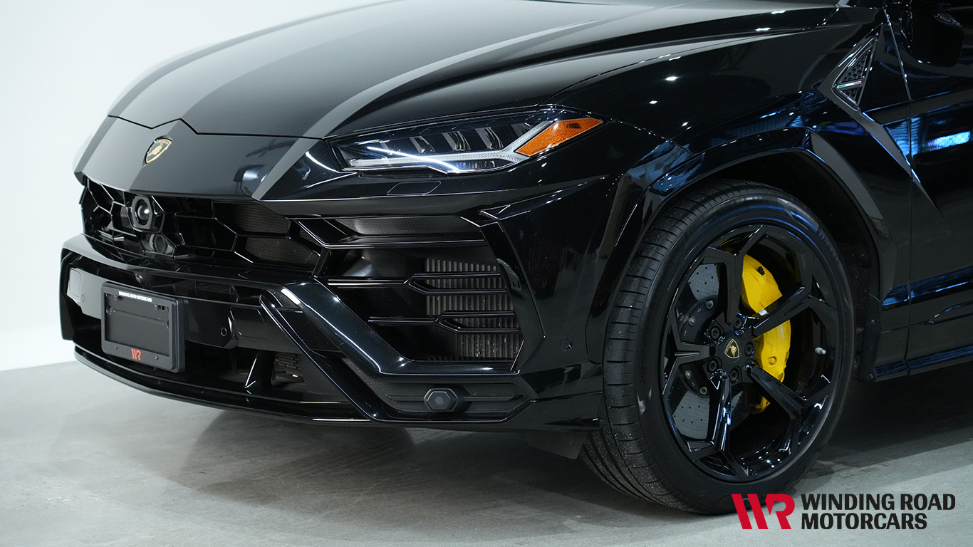 2019 Lamborghini Urus 4