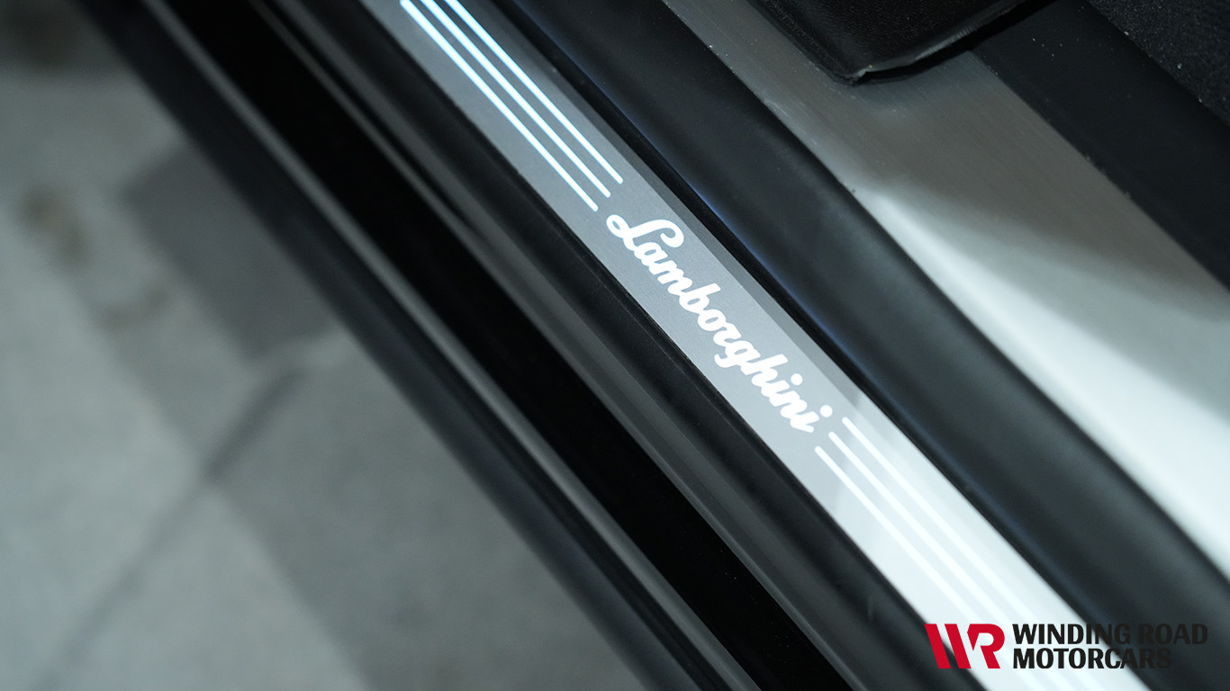2019 Lamborghini Urus 24