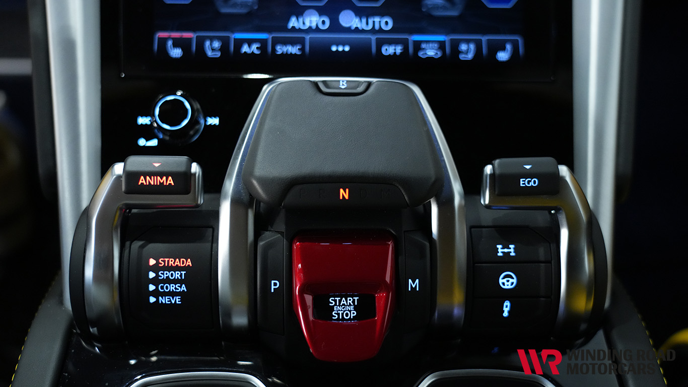 2019 Lamborghini Urus 38