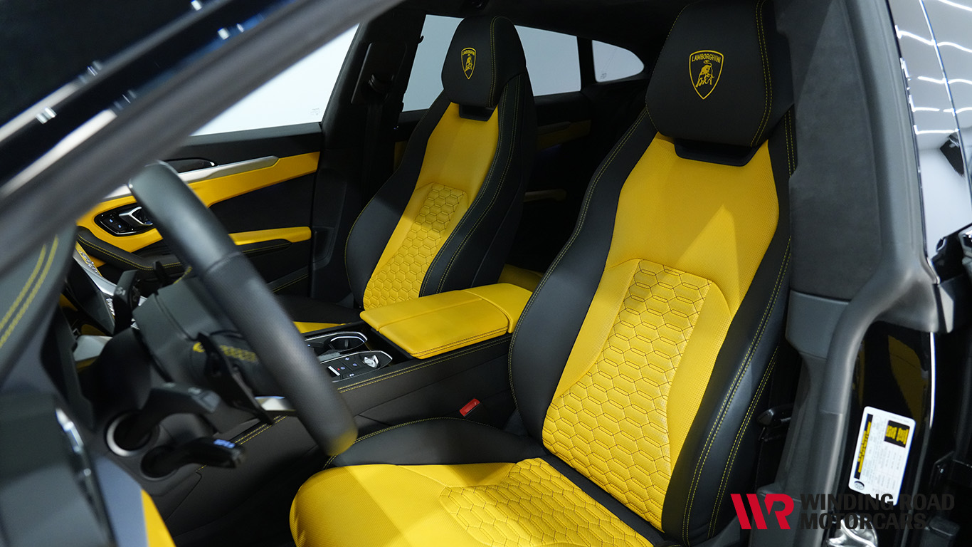2019 Lamborghini Urus 42