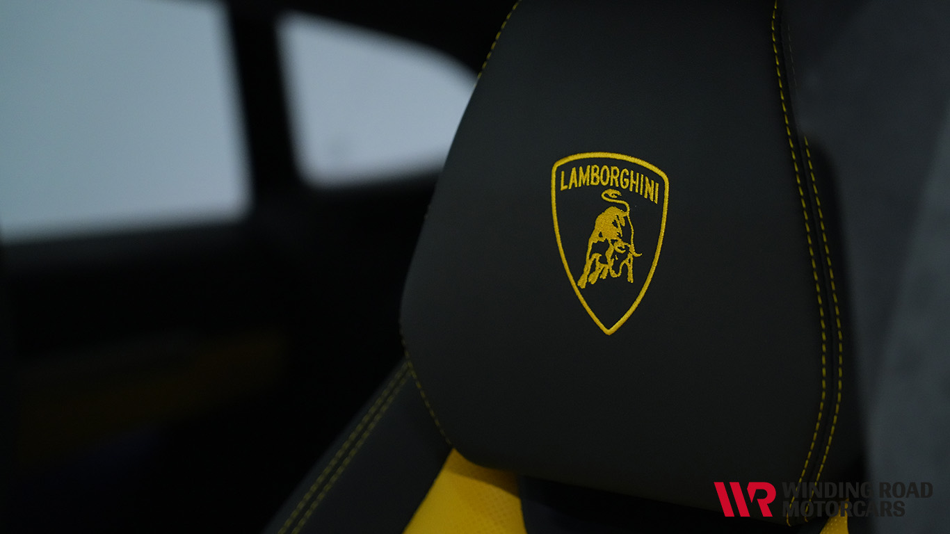 2019 Lamborghini Urus 43