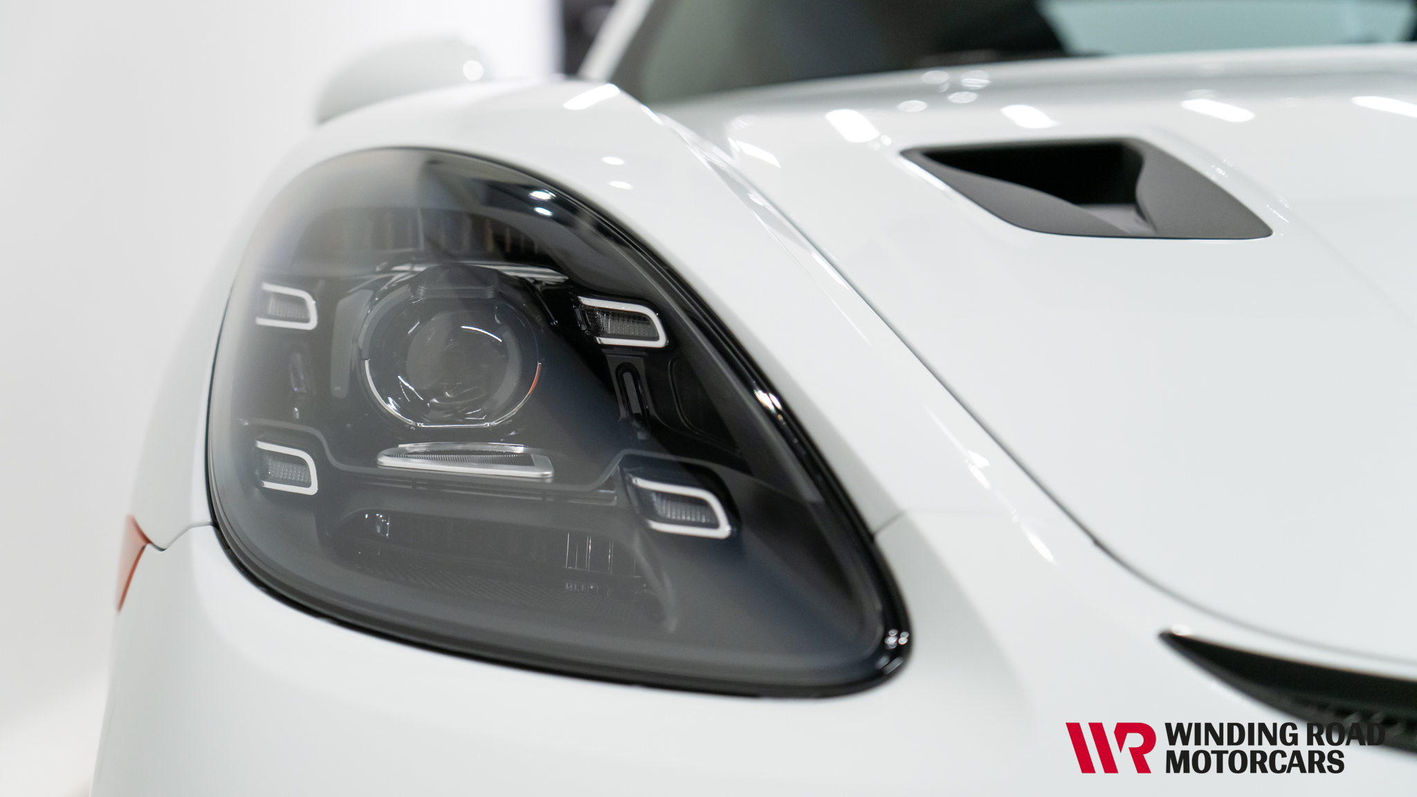 2025 Porsche Cayman 718 GT4RS 10