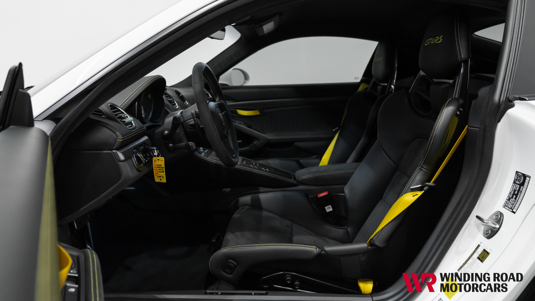2025 Porsche Cayman 718 GT4RS 34