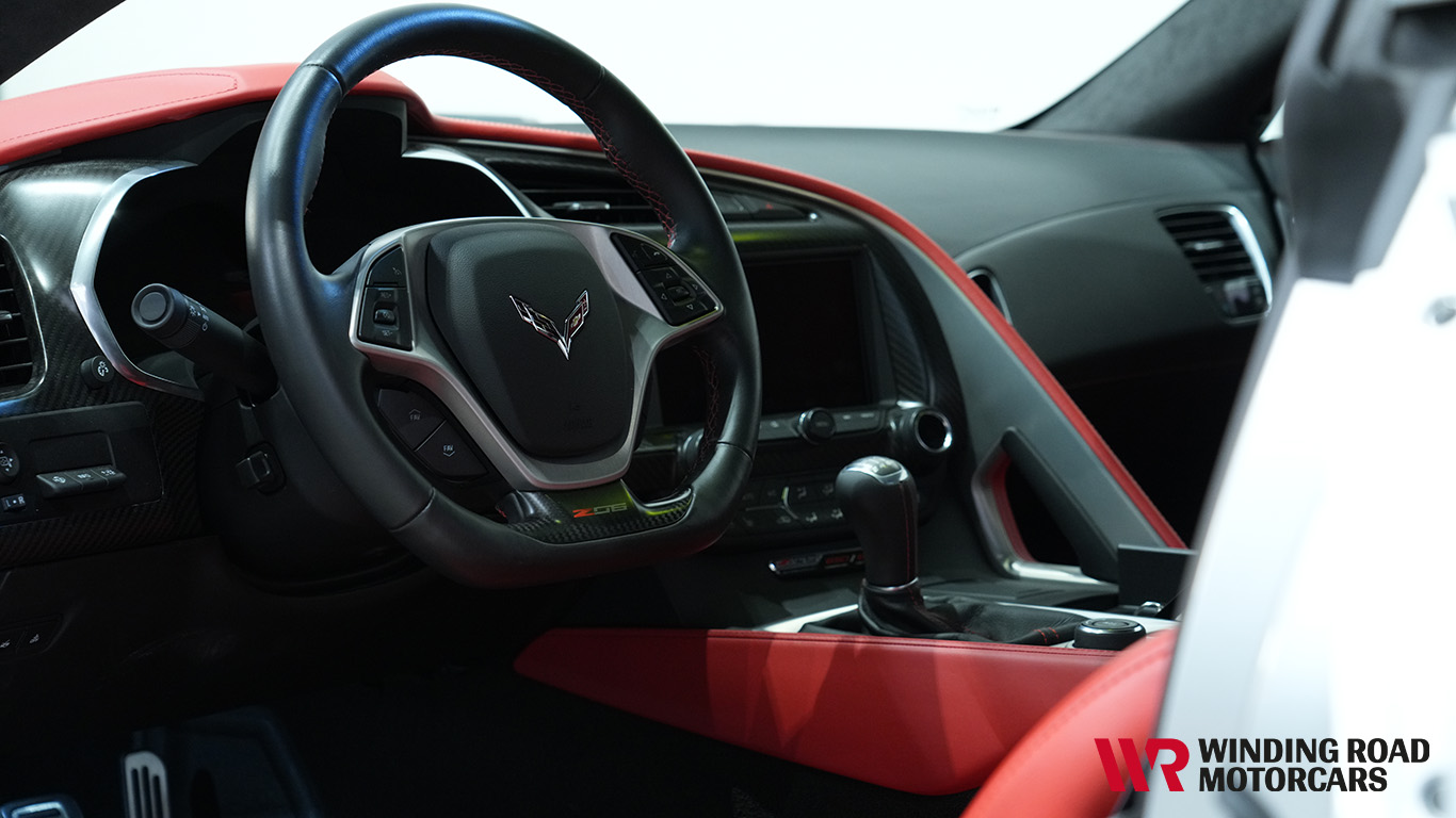 2015 Chevrolet Corvette 38