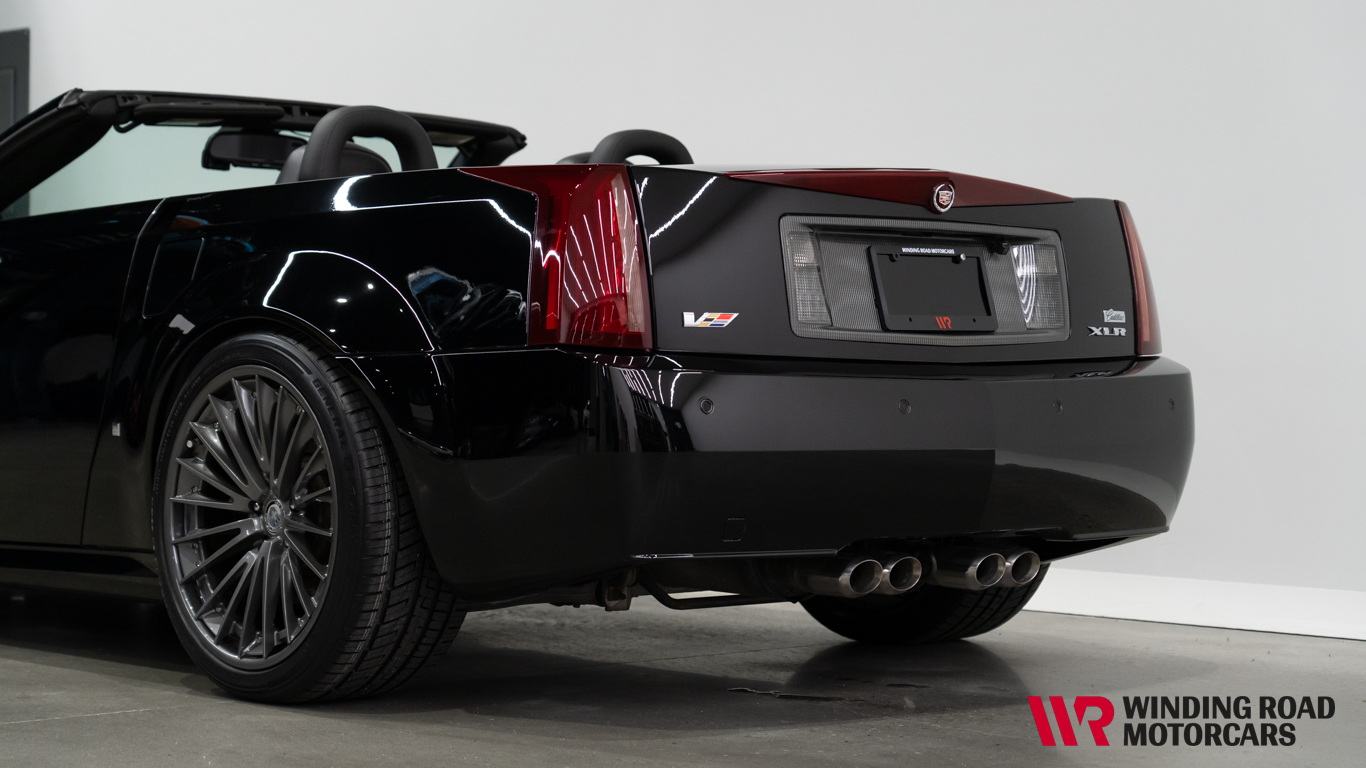 2008 Cadillac XLR-V 21