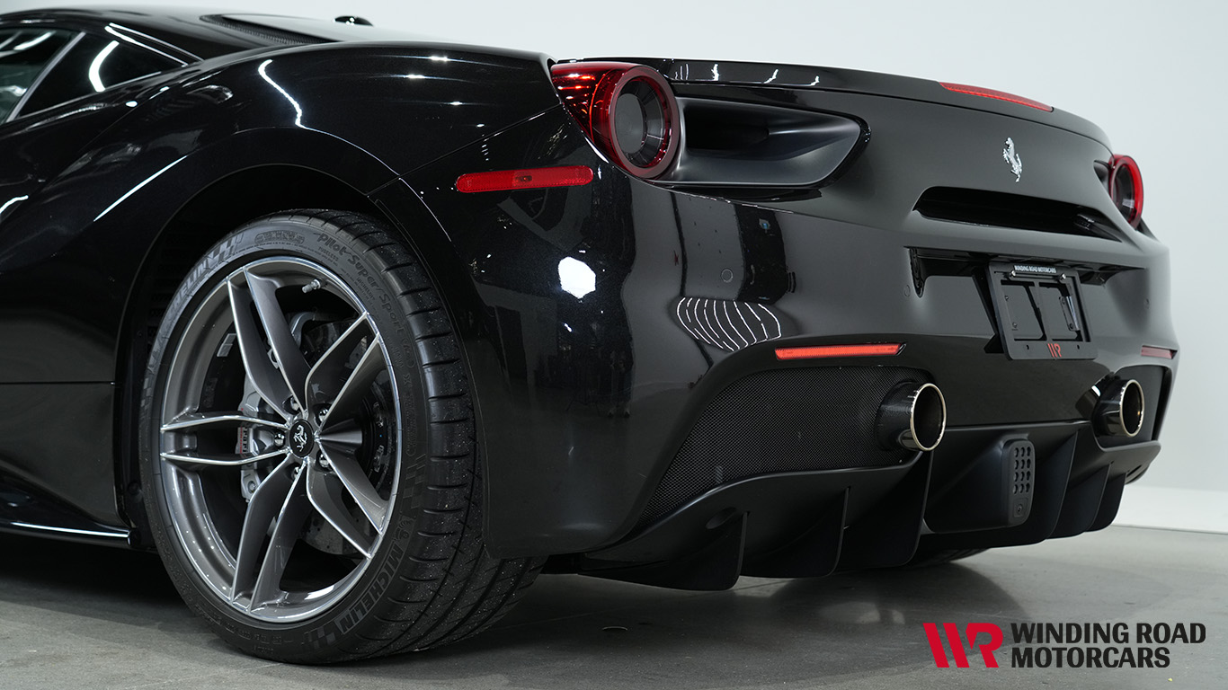2016 Ferrari 488 GTB 15