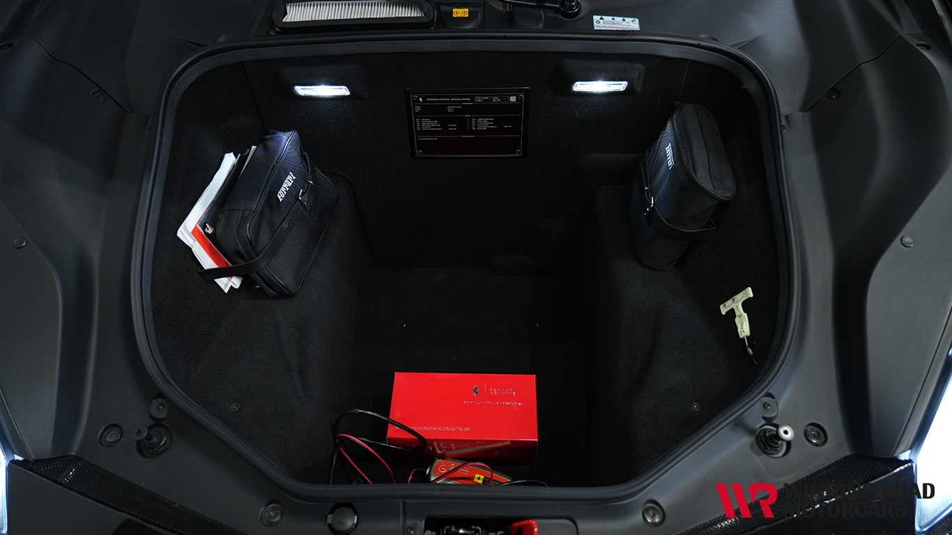 2016 Ferrari 488 GTB 44