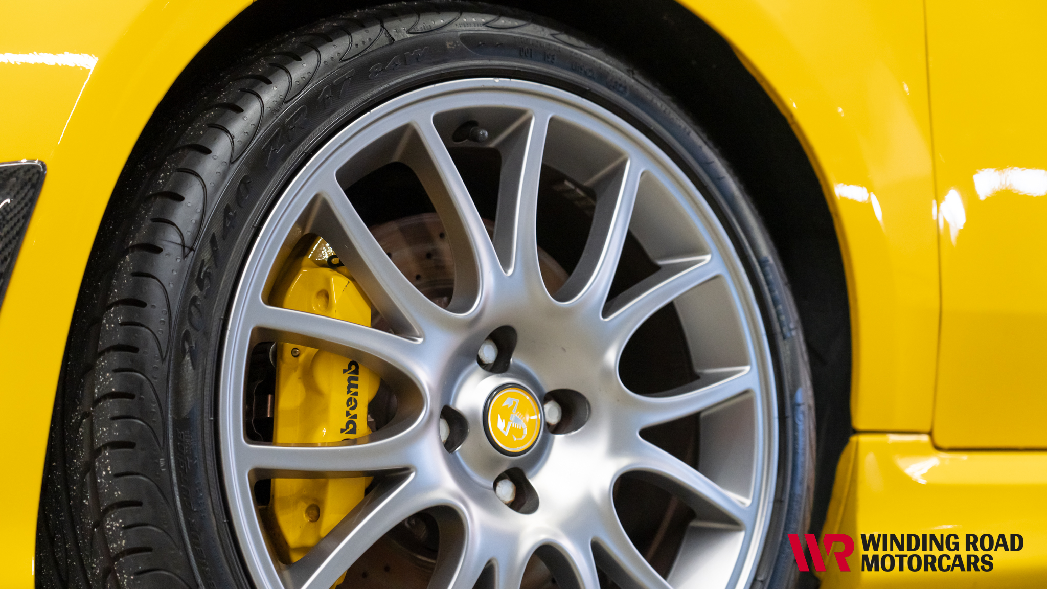 2011 Fiat Abarth 695 Tributo Ferrari 13