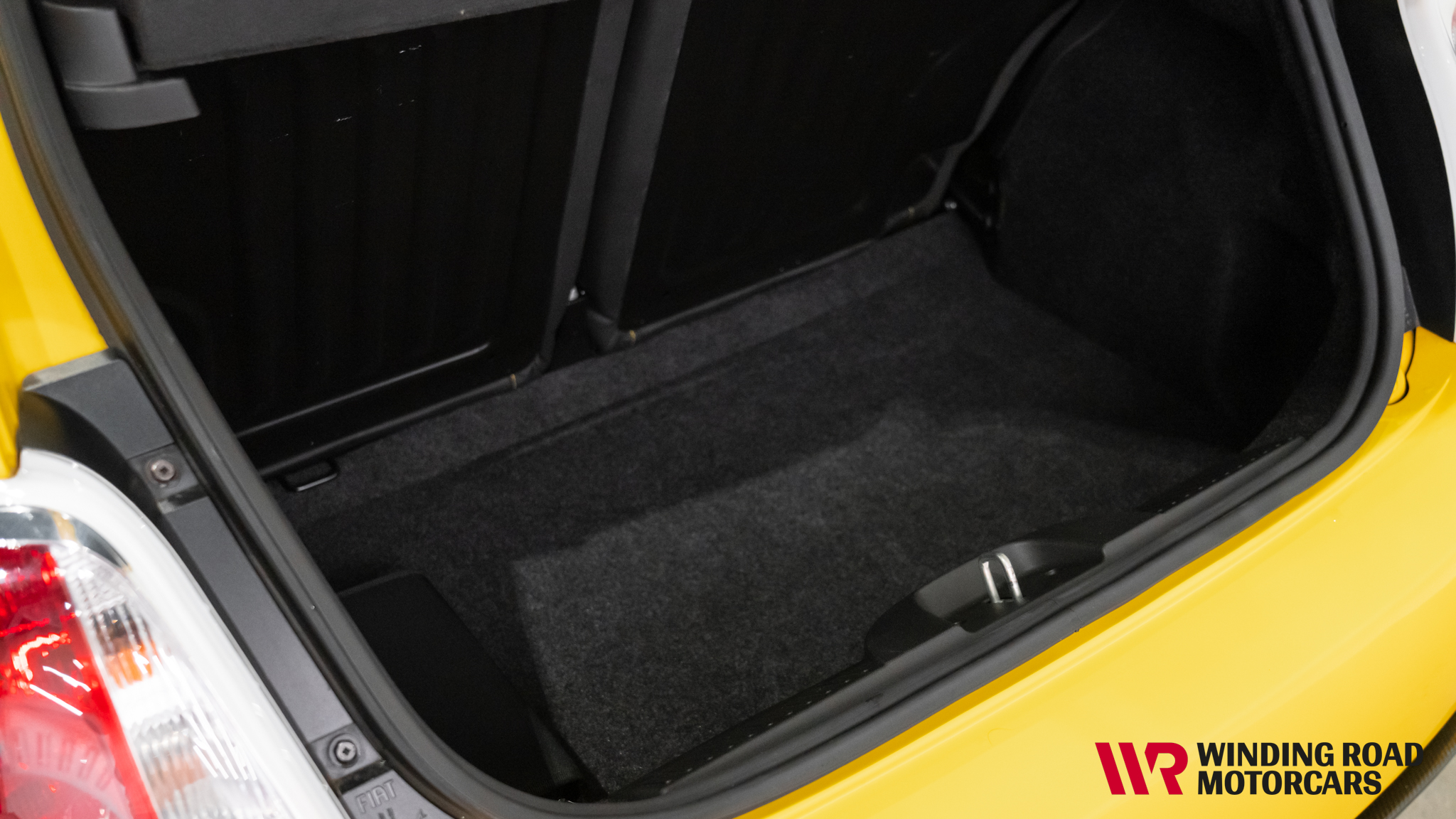 2011 Fiat Abarth 695 Tributo Ferrari 25