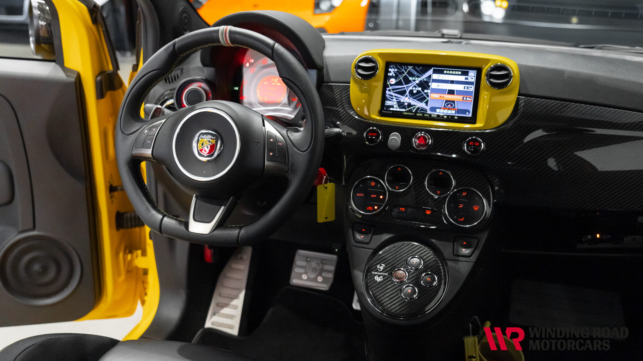 2011 Fiat Abarth 695 Tributo Ferrari 45